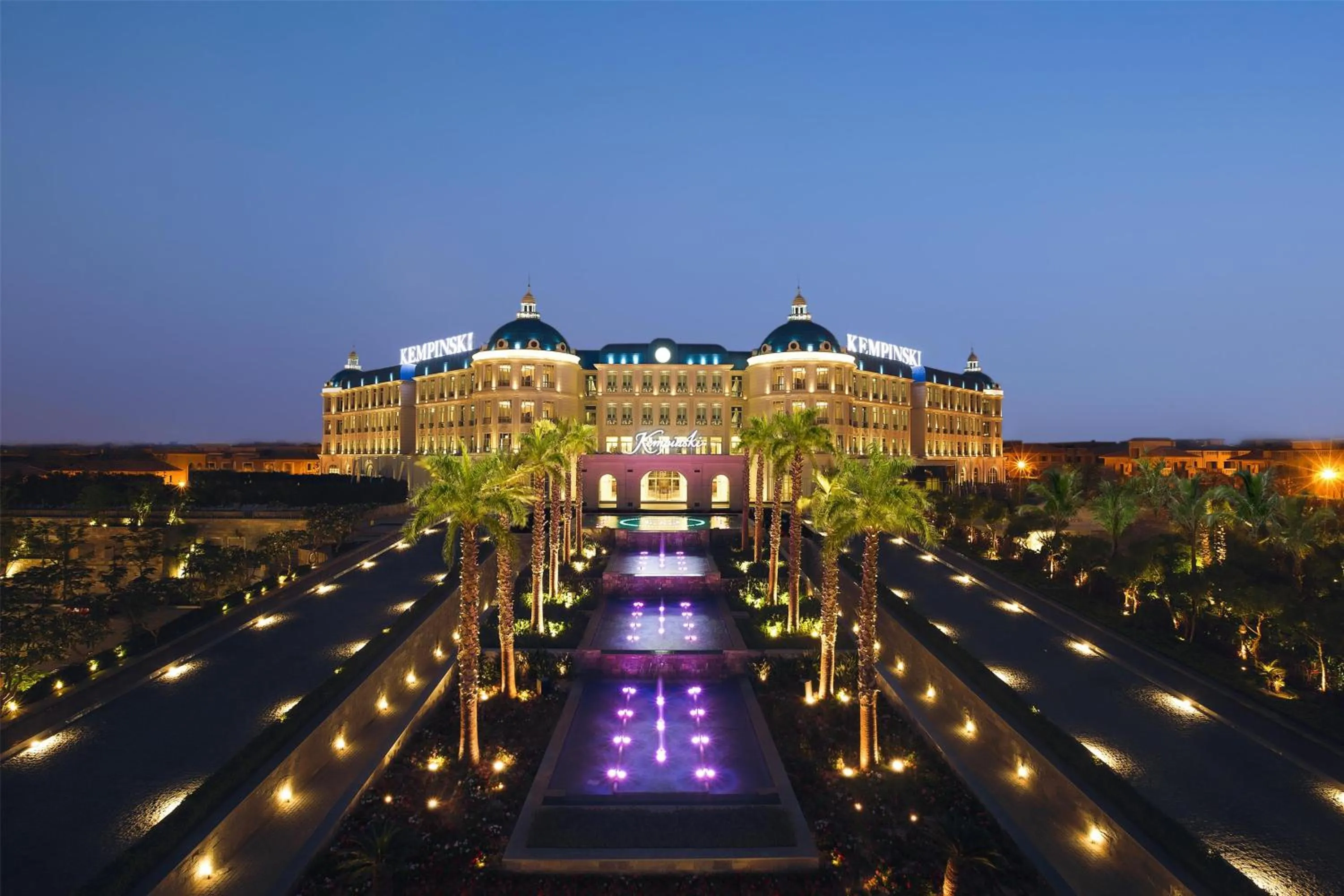 Property building in Royal Maxim Palace Kempinski Cairo