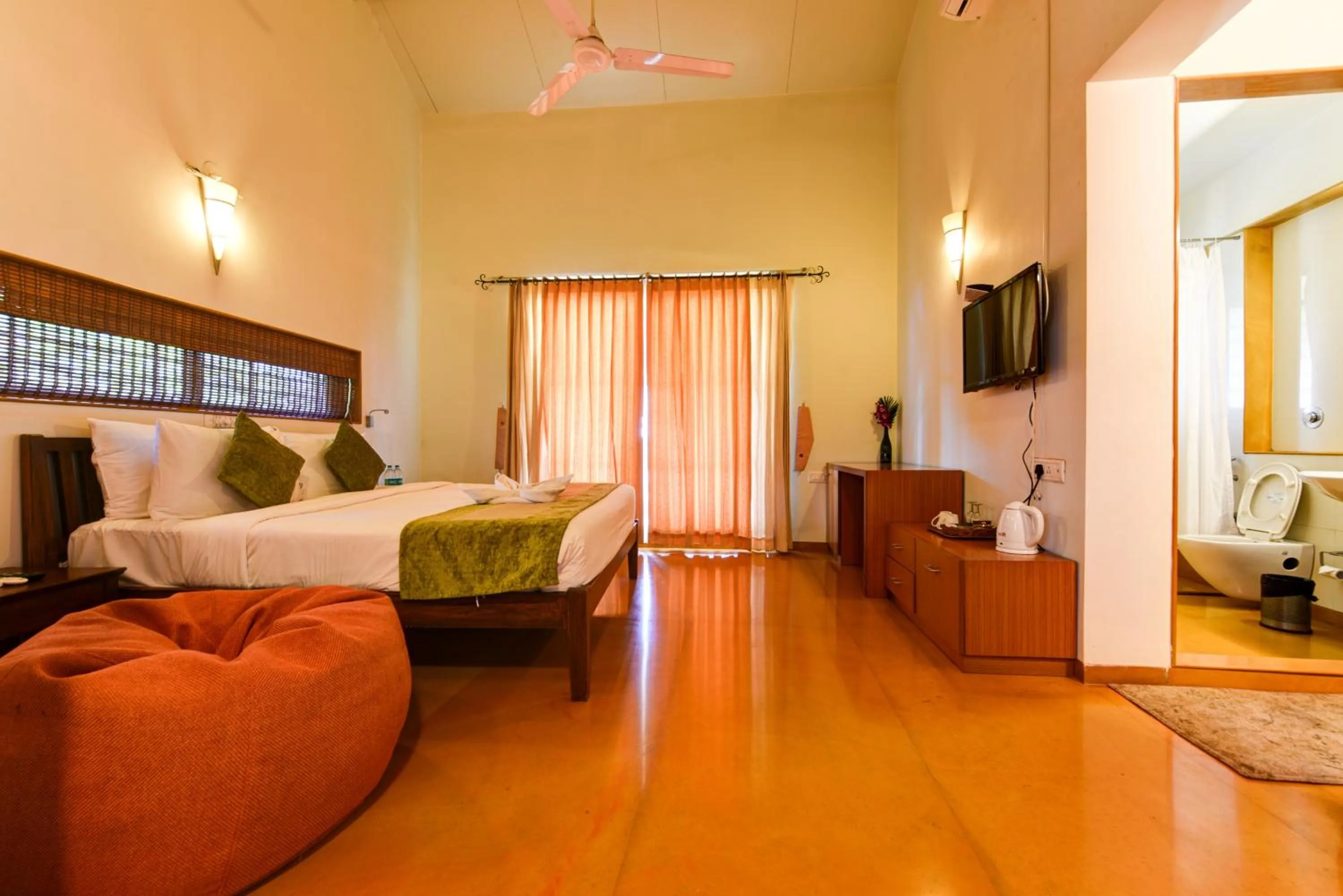 Photo of the whole room in Regenta Resort Soma Vine Village Nashik