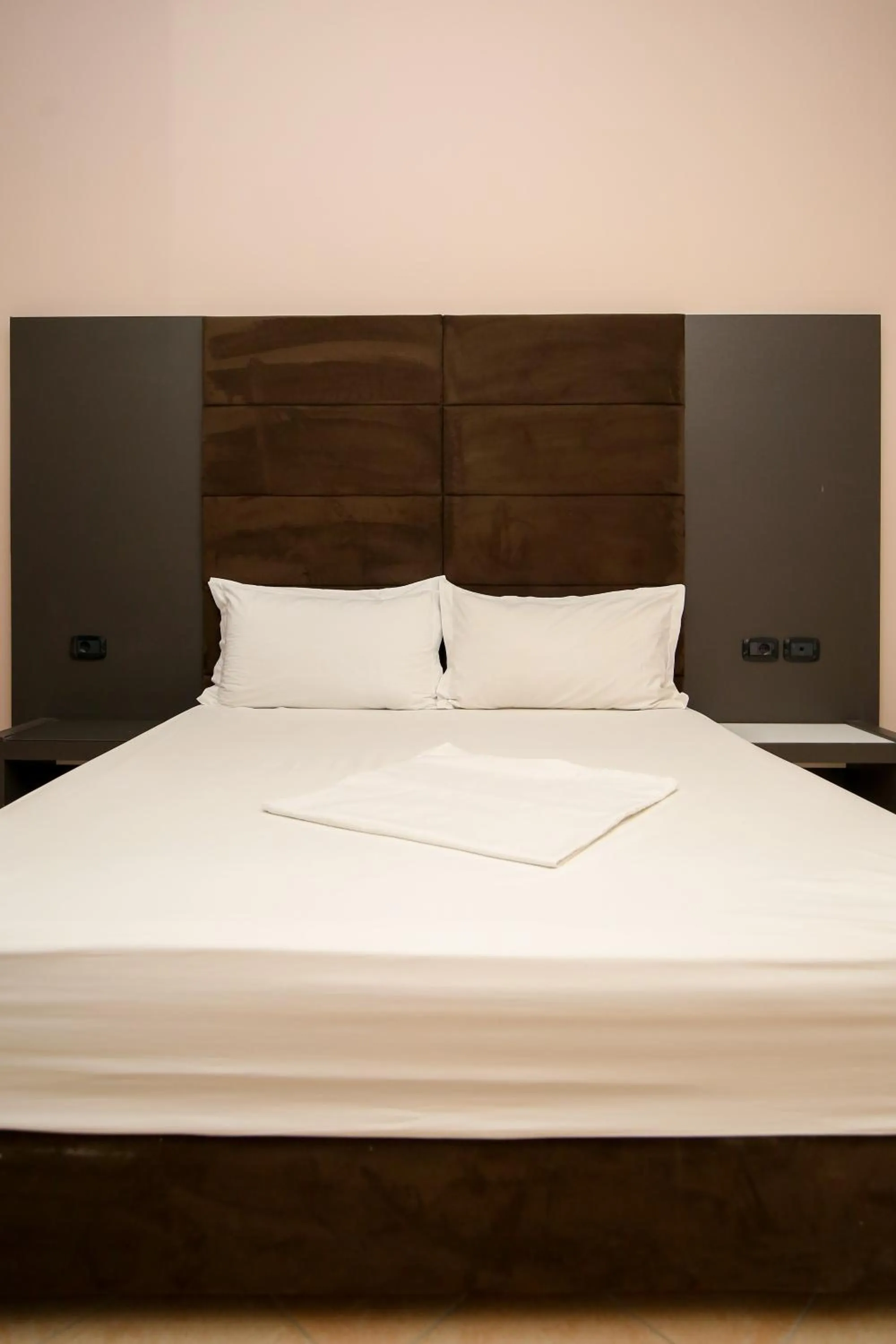 Photo of the whole room in Aliko Hotel