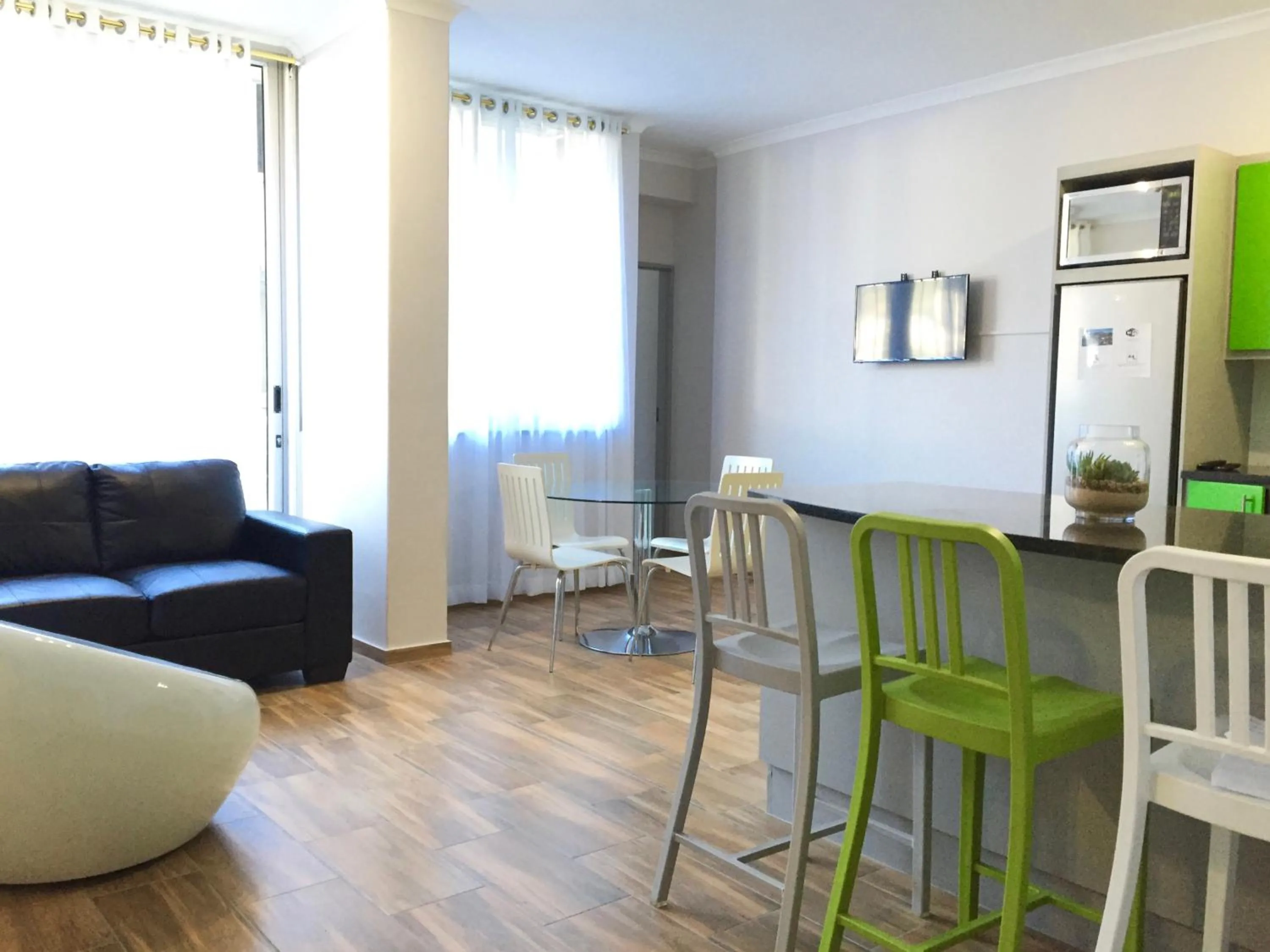 Kitchen or kitchenette in Urban Oasis at Perspectives