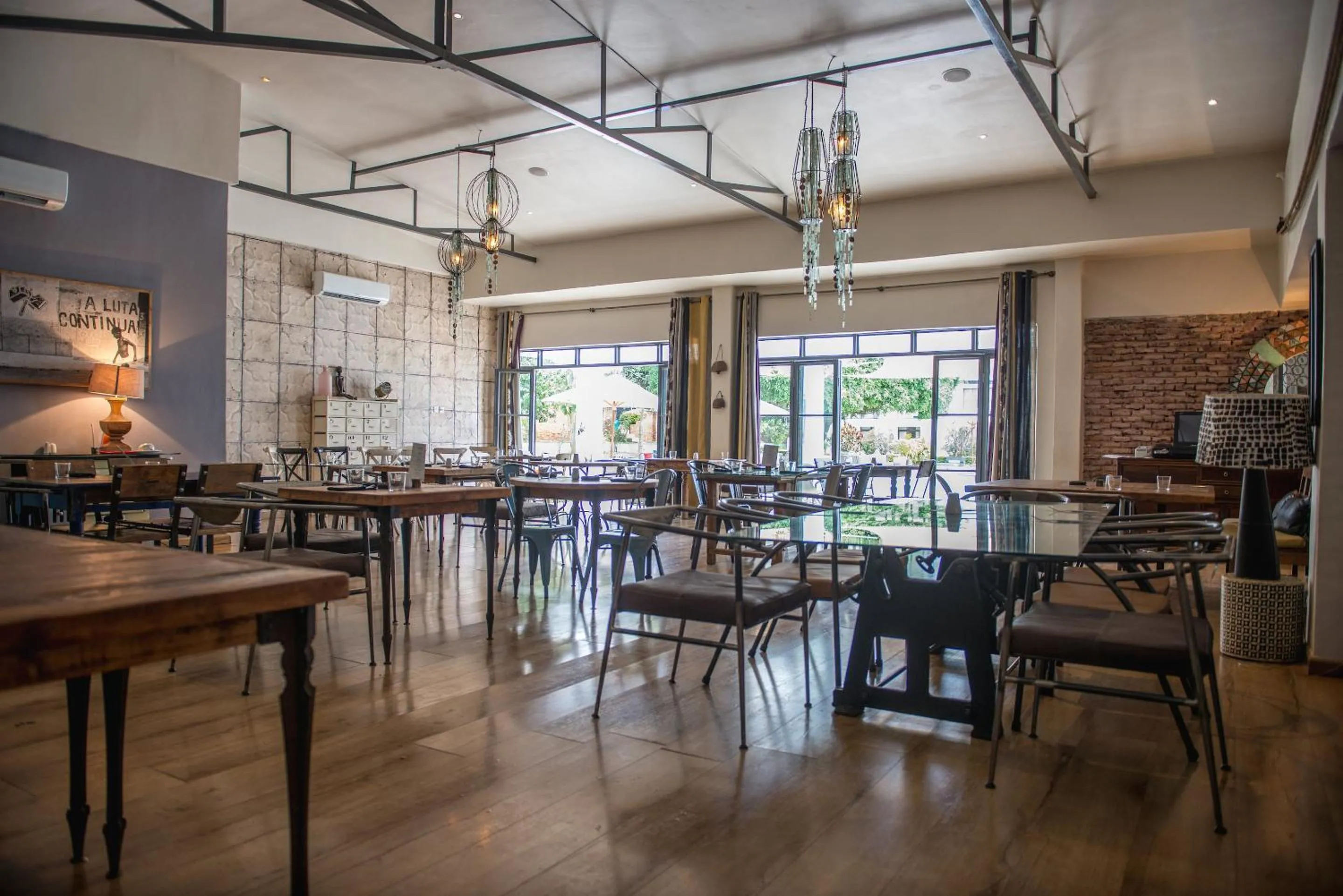 Restaurant/places to eat in Latitude 13 Degrees