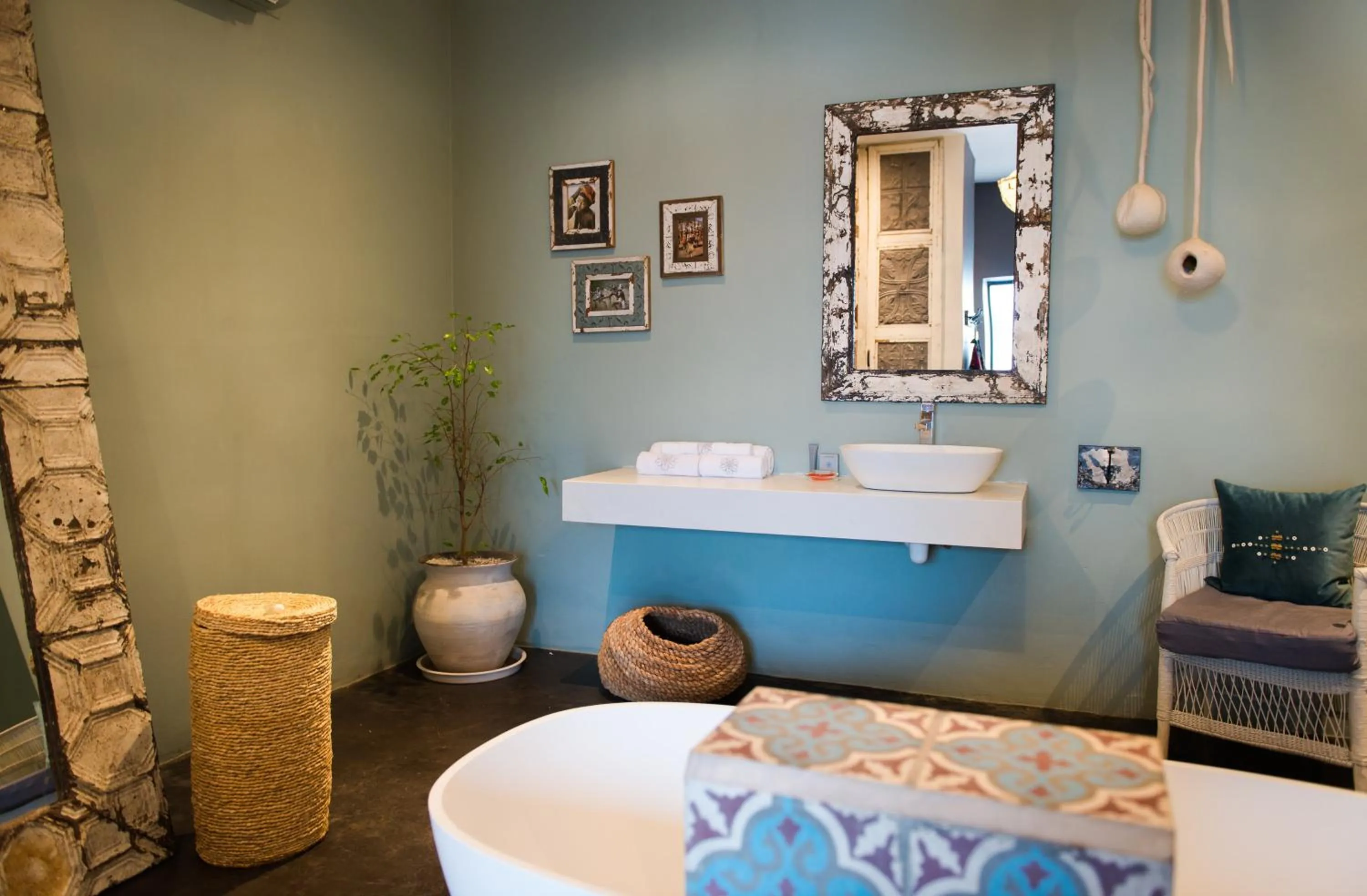 Bathroom in Latitude 13 Degrees