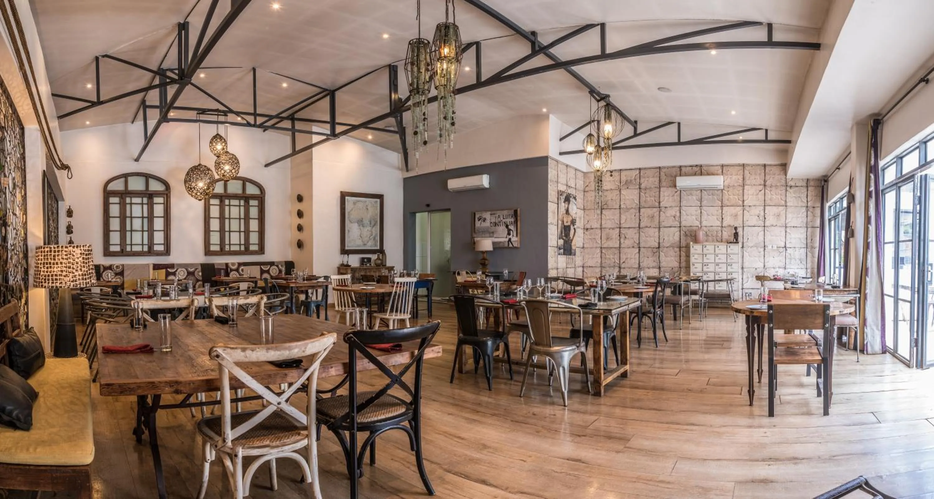 Restaurant/places to eat in Latitude 13 Degrees