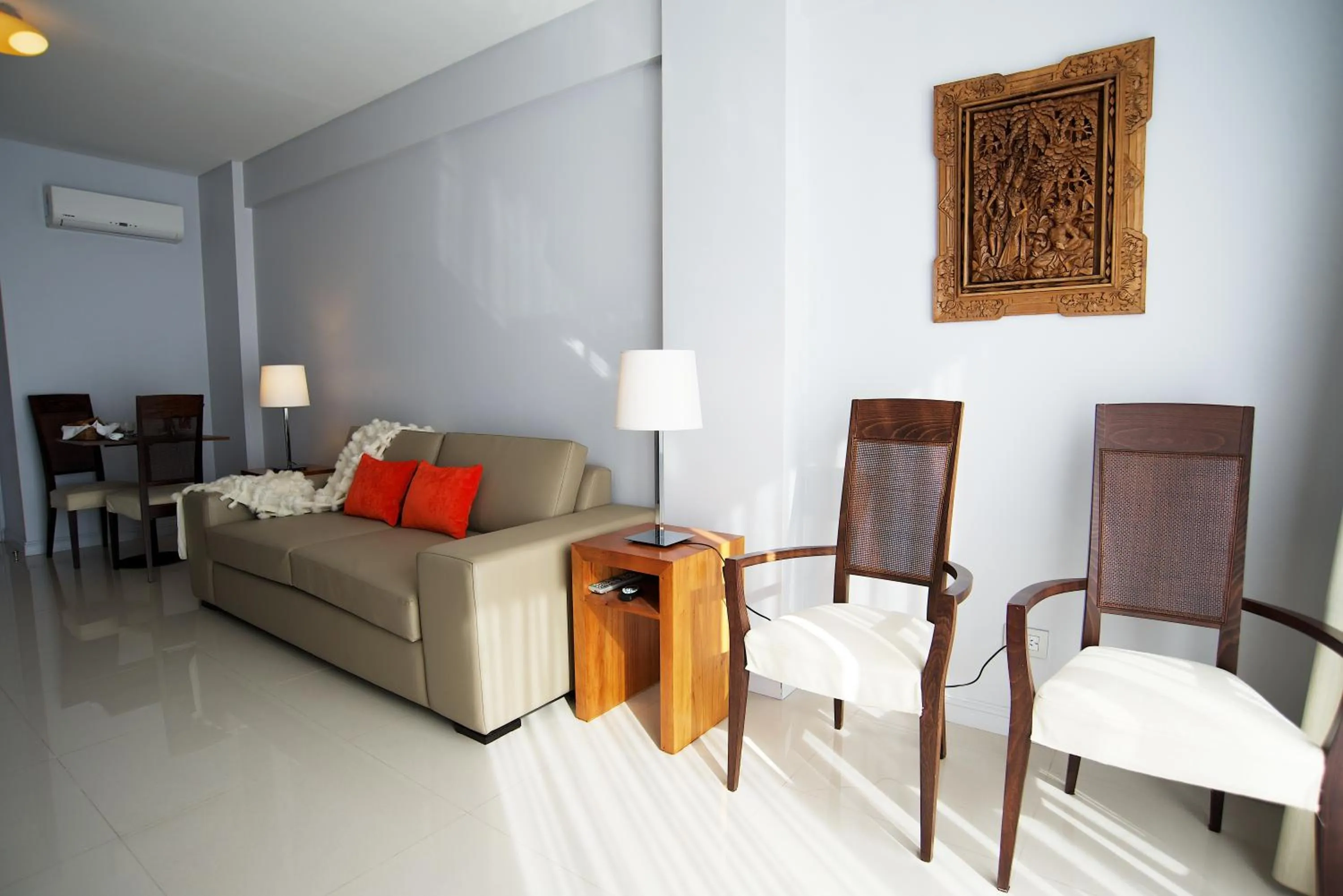 Photo of the whole room in Byblos Palermo Soho