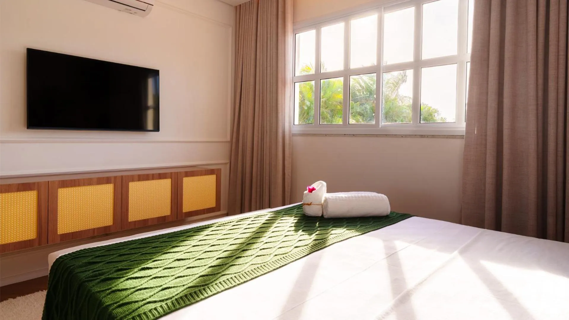 Bathroom, Bed in Santé Vivre L'Experience by Livá OFICIAL