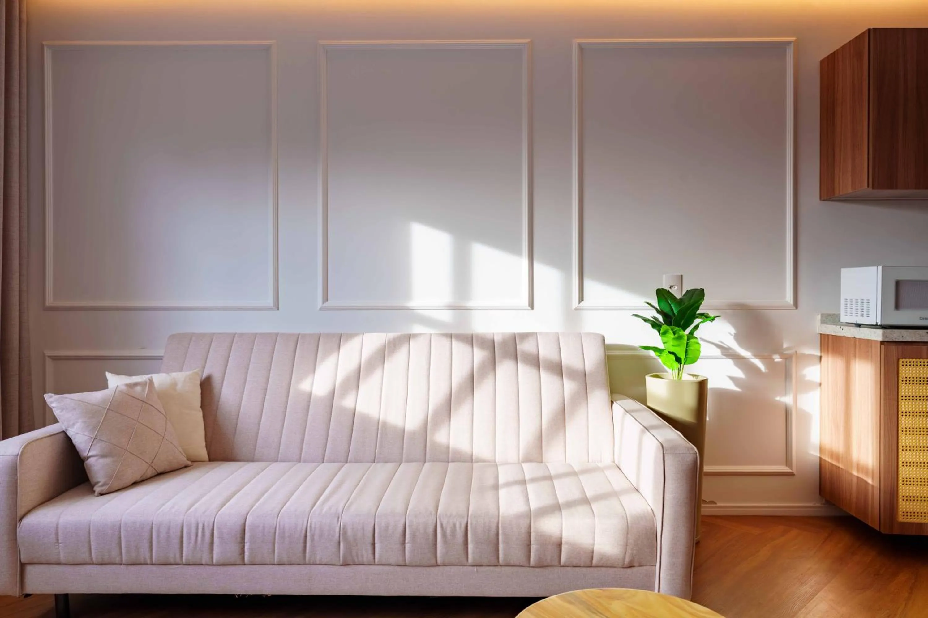 Living room in Santé Vivre L'Experience by Livá OFICIAL