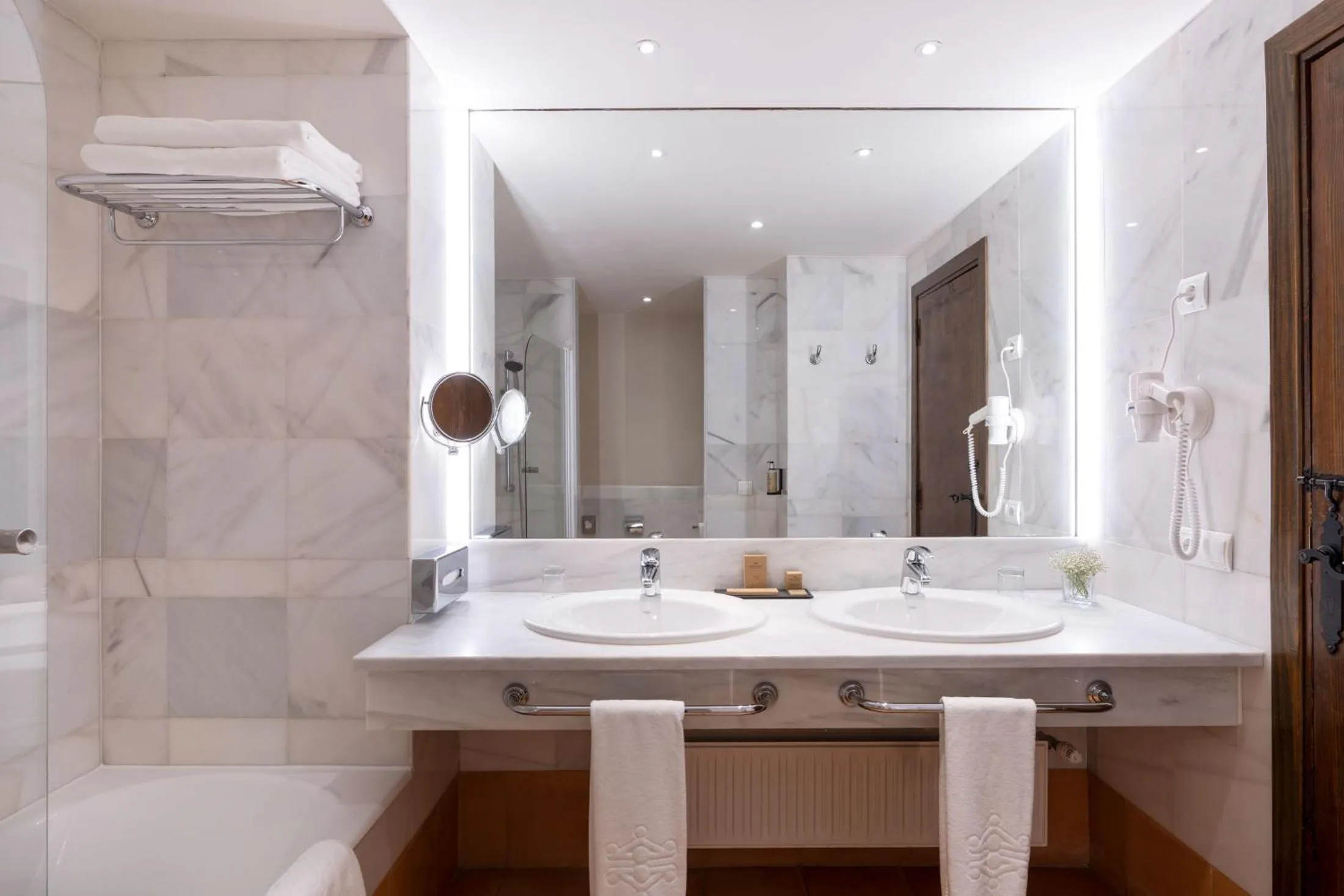 Bathroom in Parador de Sos del Rey Católico