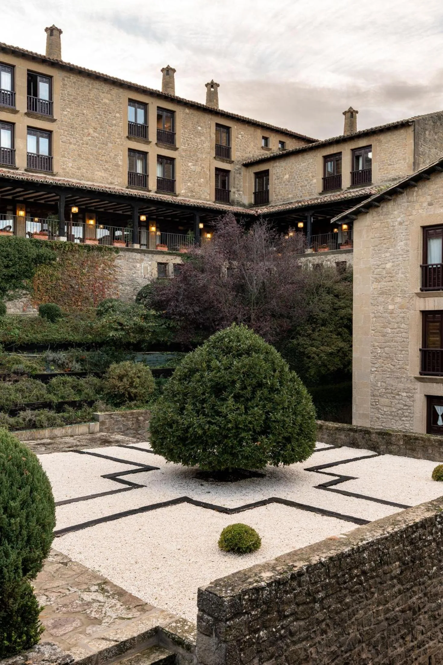 Property building in Parador de Sos del Rey Católico