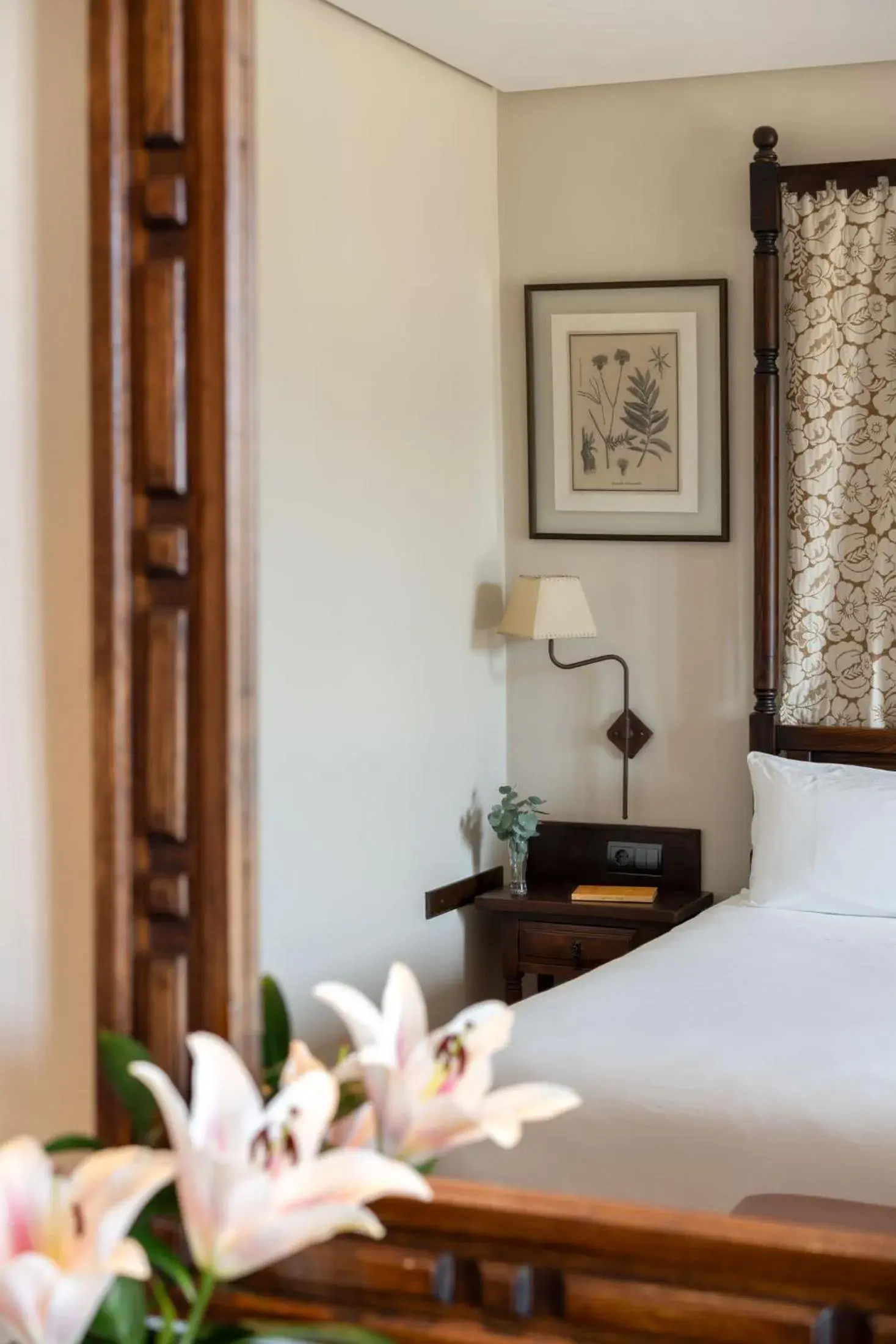 Standard Double Room in Parador de Sos del Rey Católico Standard Double Room in Parador de Sos del Rey Católico