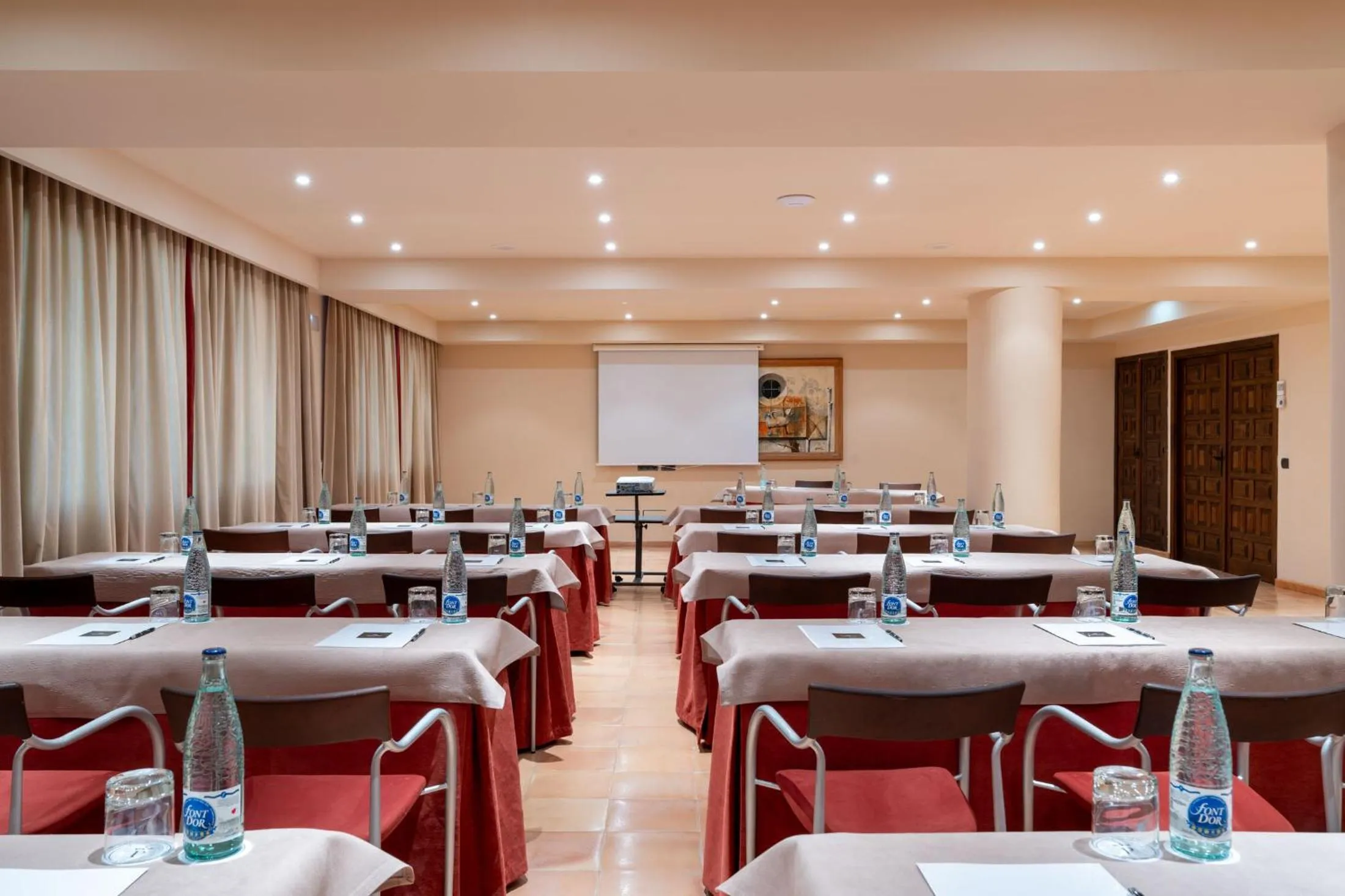 Meeting/conference room in Parador de Sos del Rey Católico