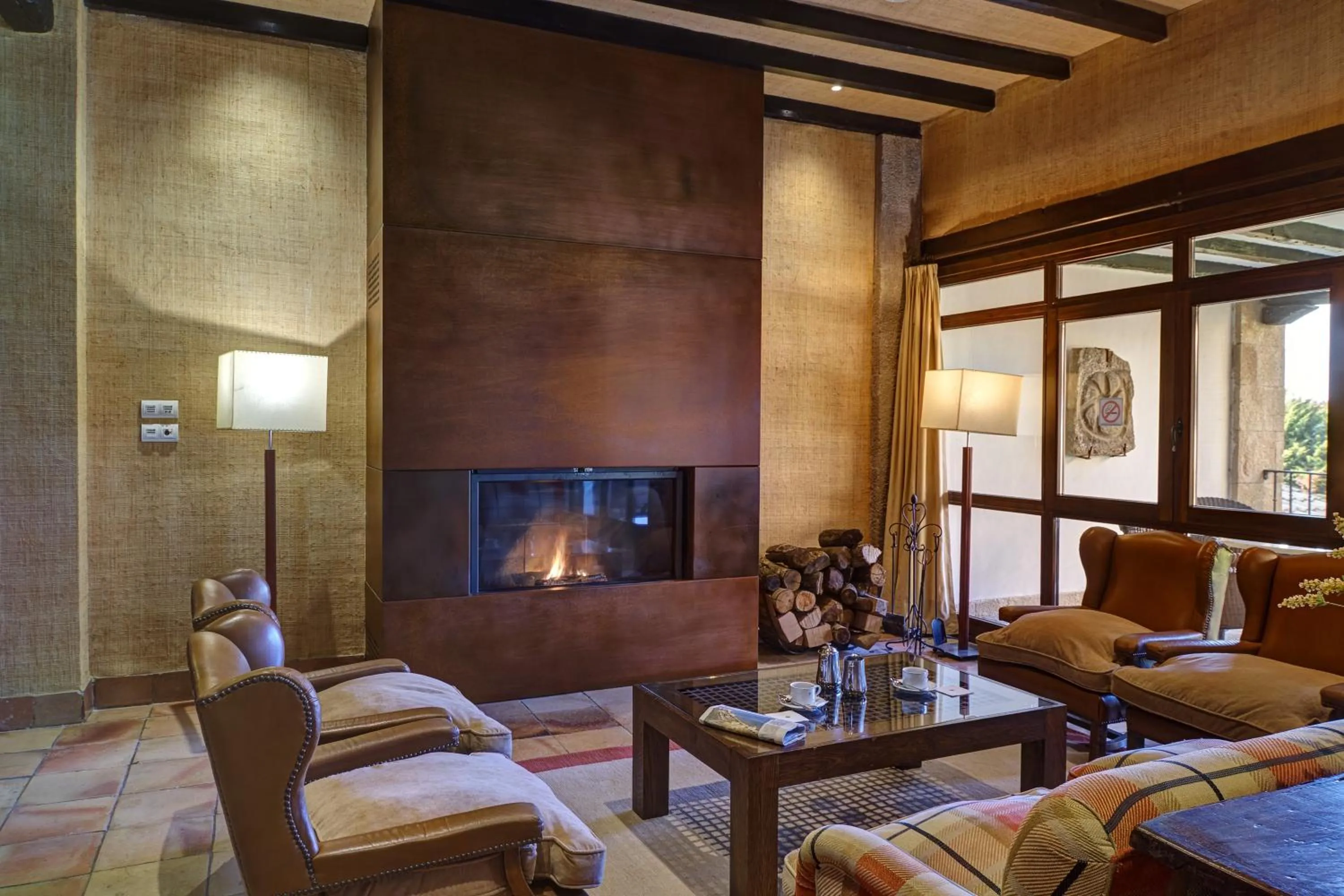 Lounge or bar in Parador de Sos del Rey Católico