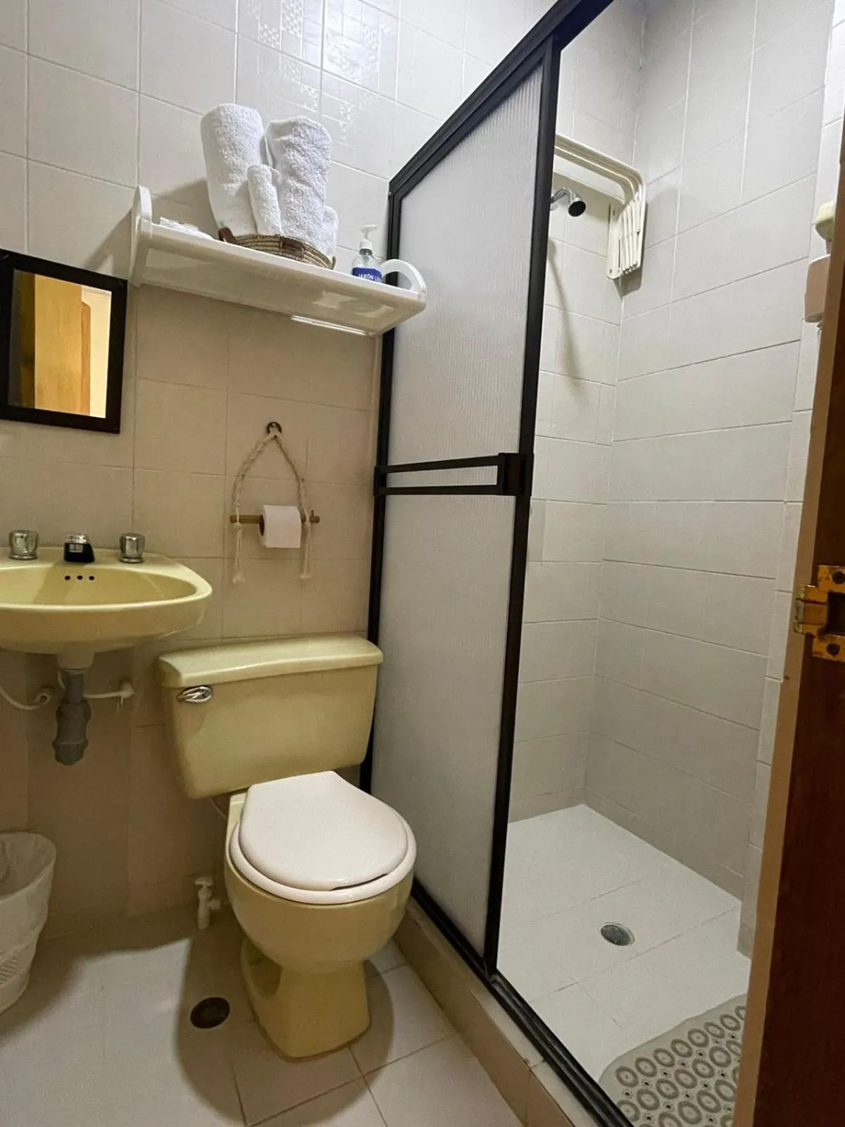 Shower in Casa Inés Tolú