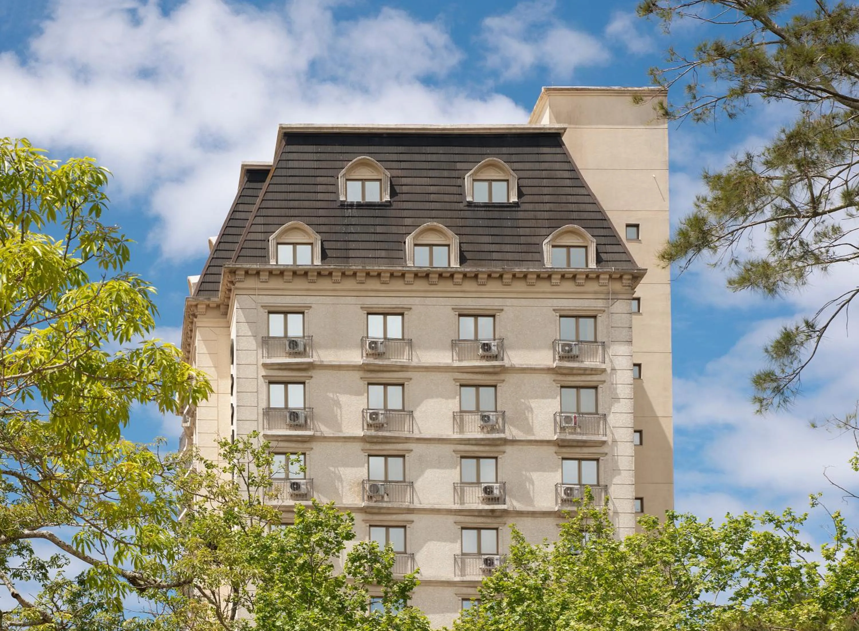 Facade/entrance in Hotel Laghetto Villa Moura