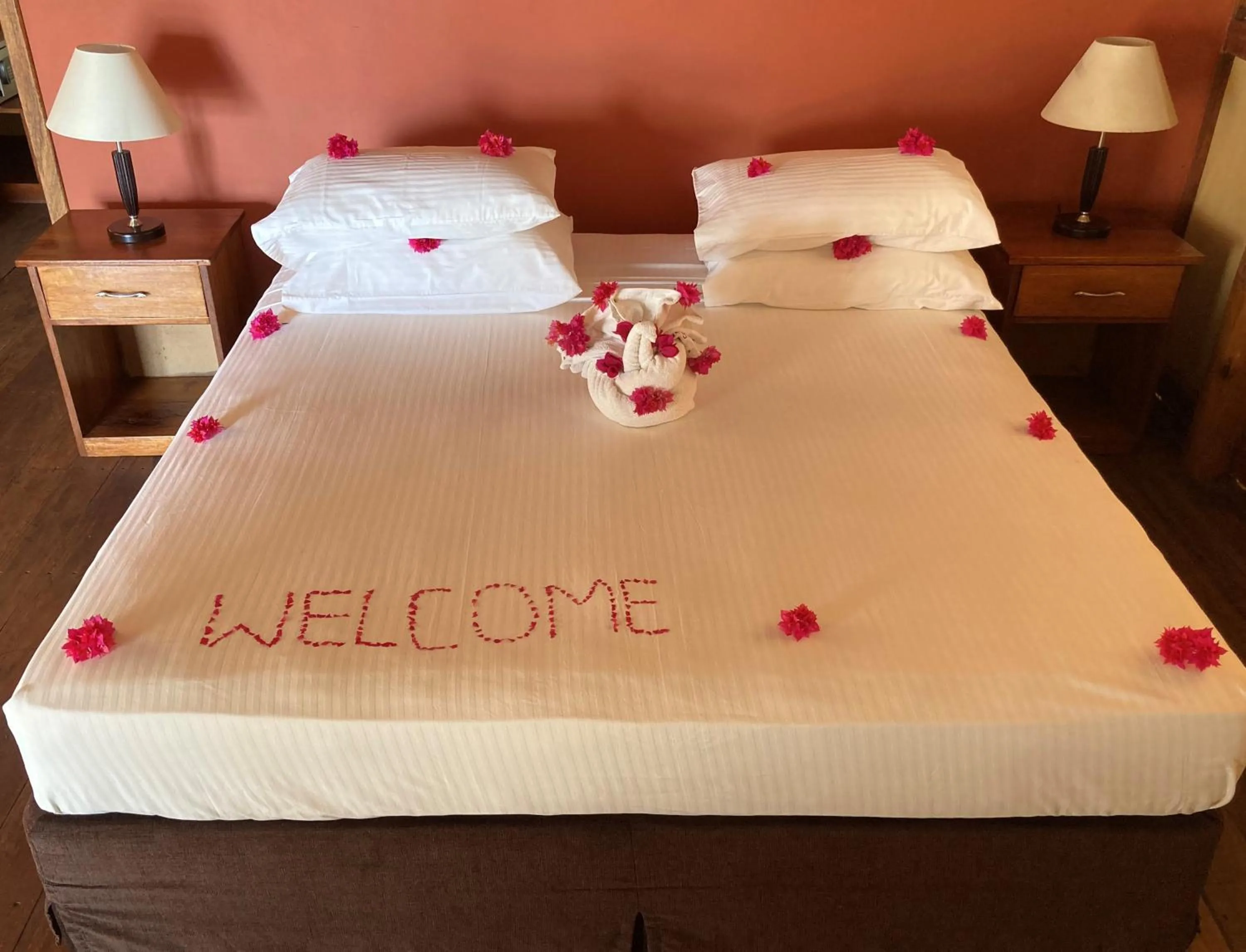 Bedroom, Bed in Barry's Beach Resort