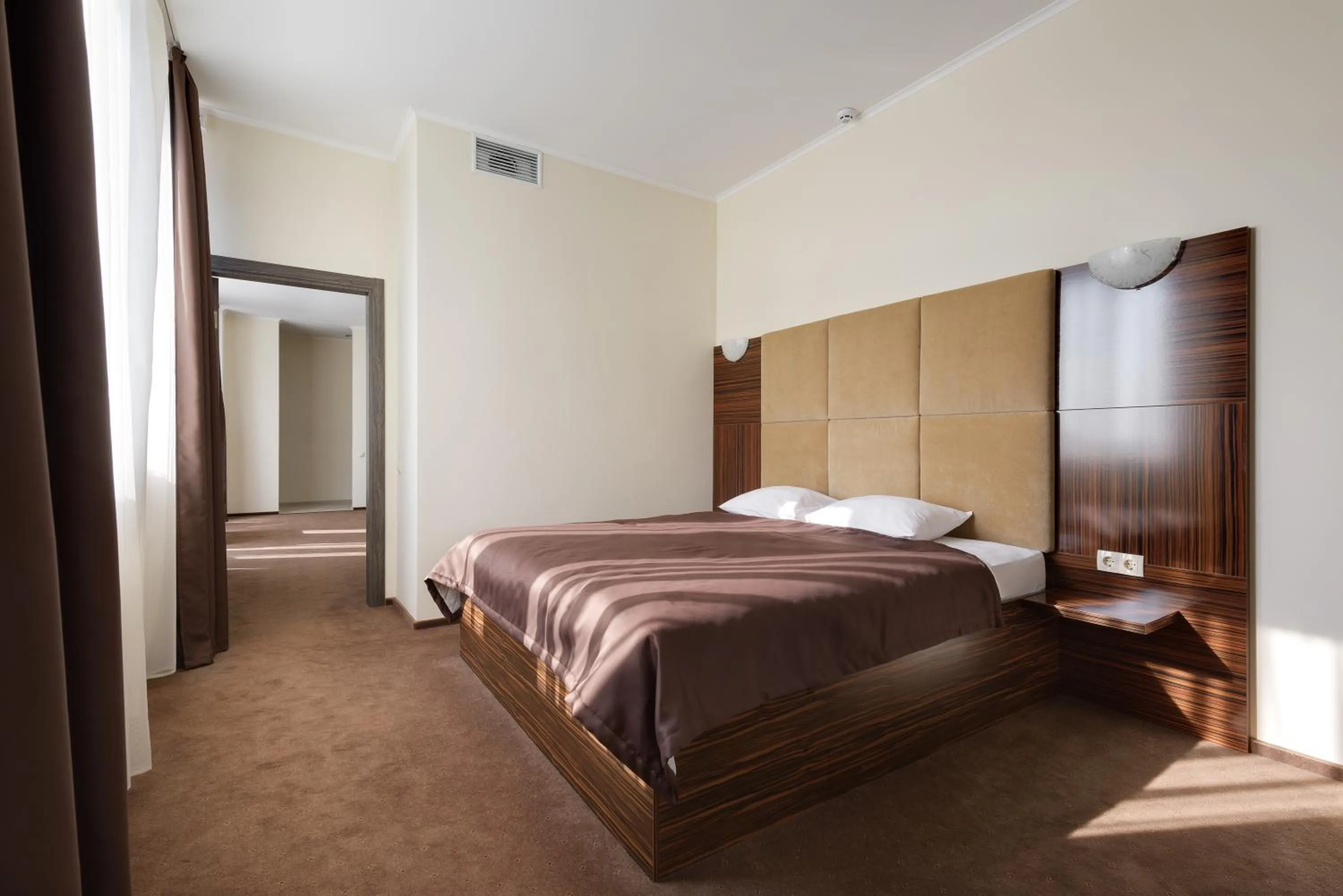 Bedroom, Bed in Twin Apart Hotel