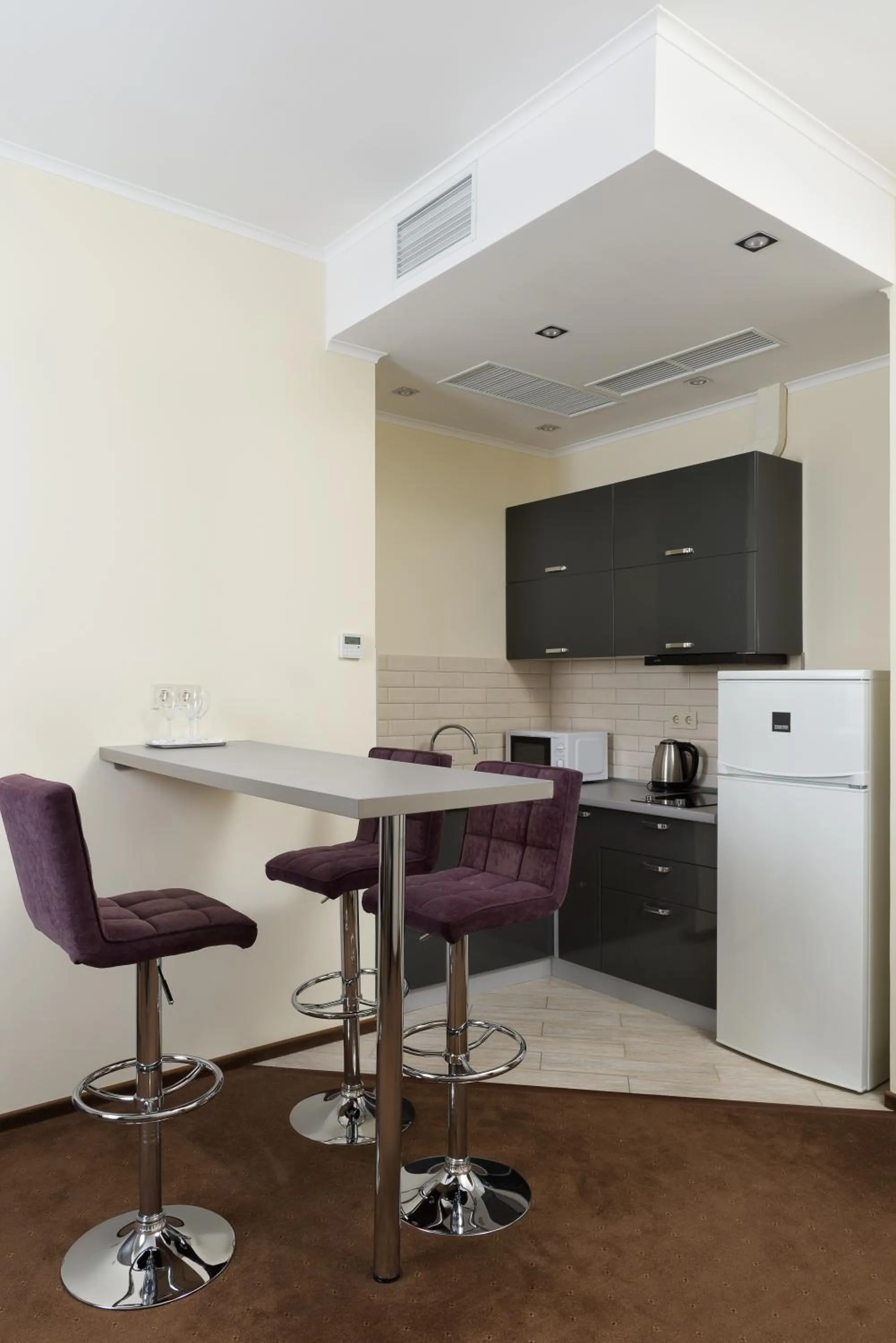 Kitchen or kitchenette in Twin Apart Hotel