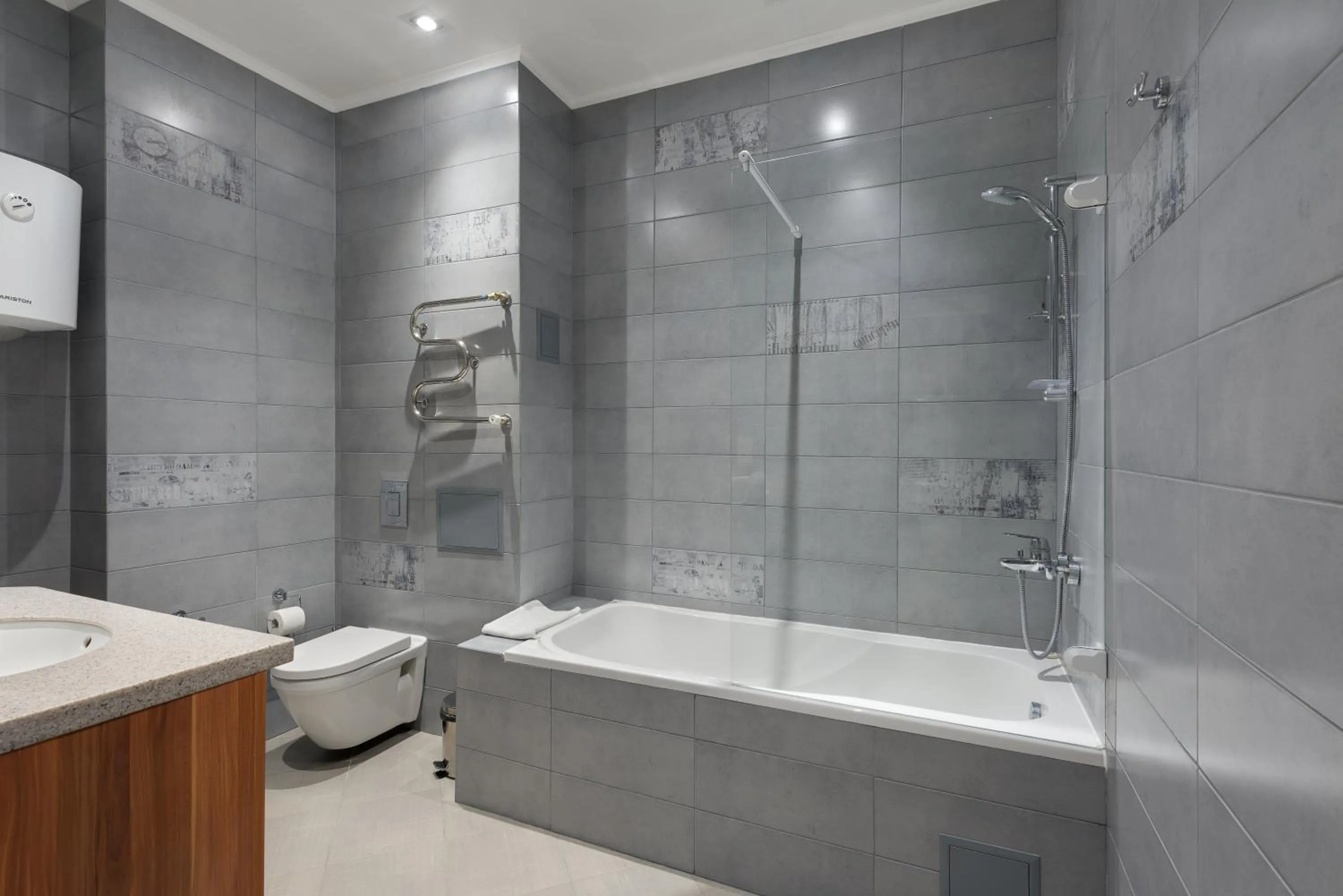 Bathroom in Twin Apart Hotel