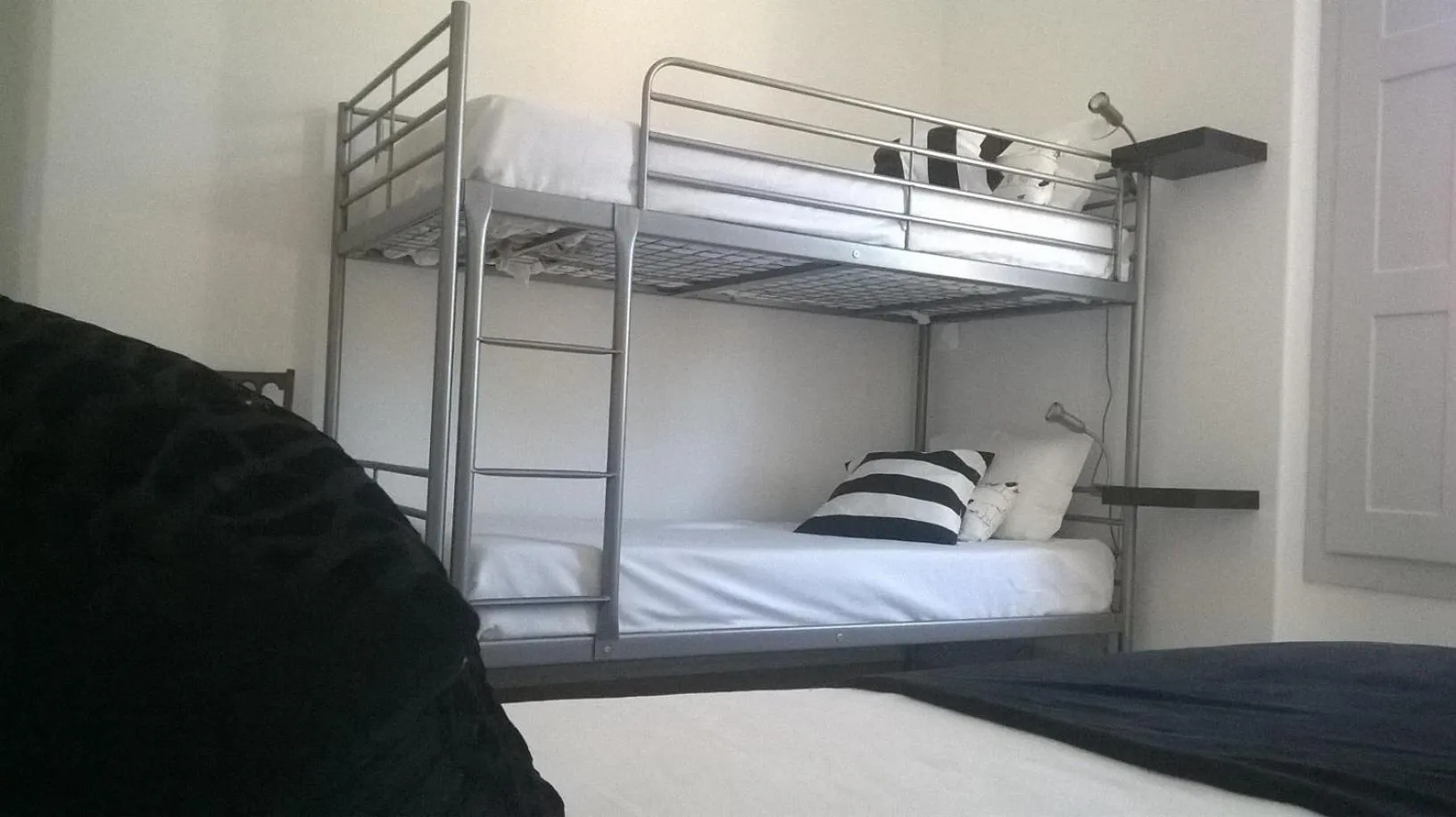 Photo of the whole room, Bed in Hostel Rossio Alcobaça