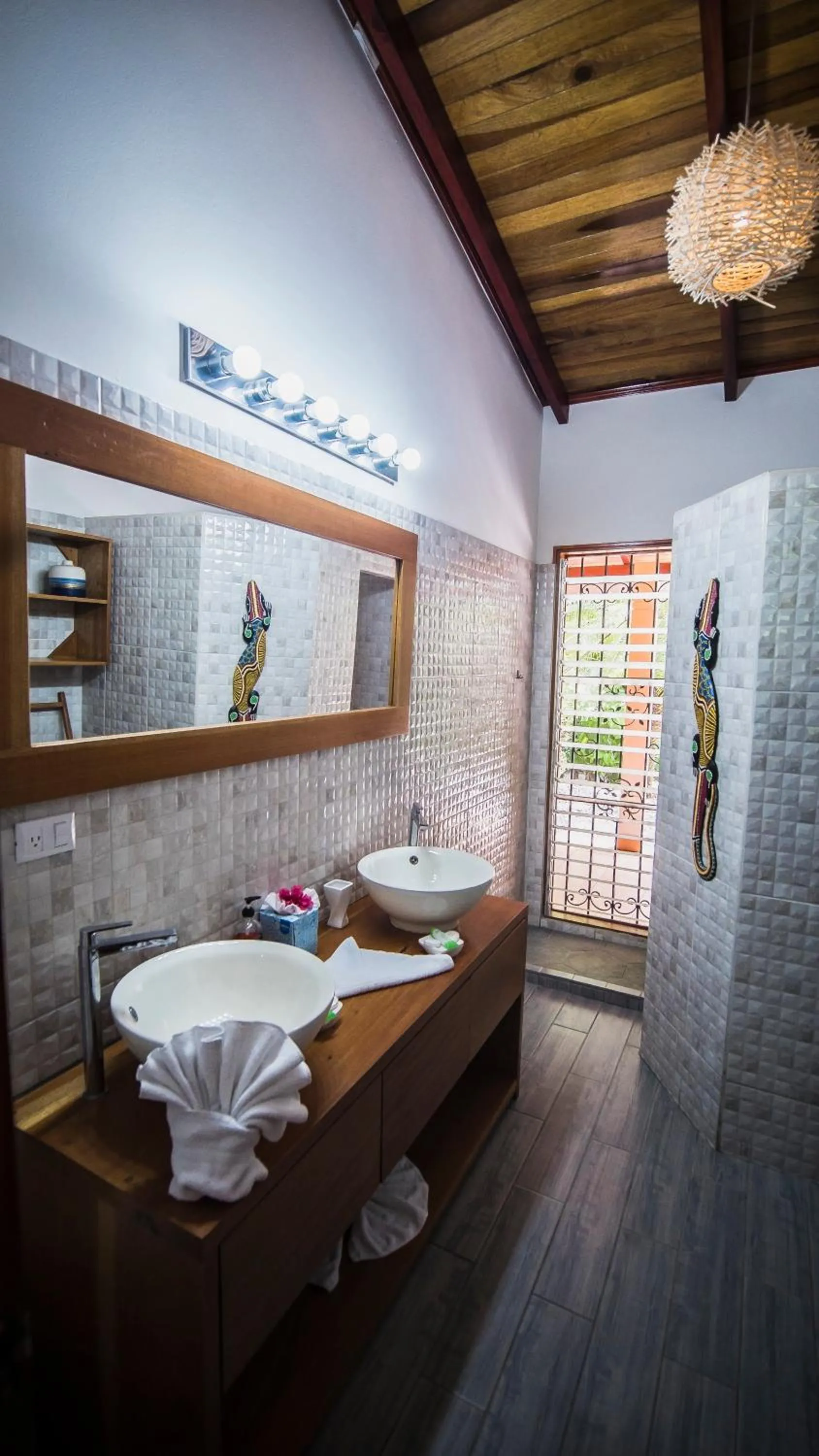 Shower in Hotel El Pequeño Gecko Verde