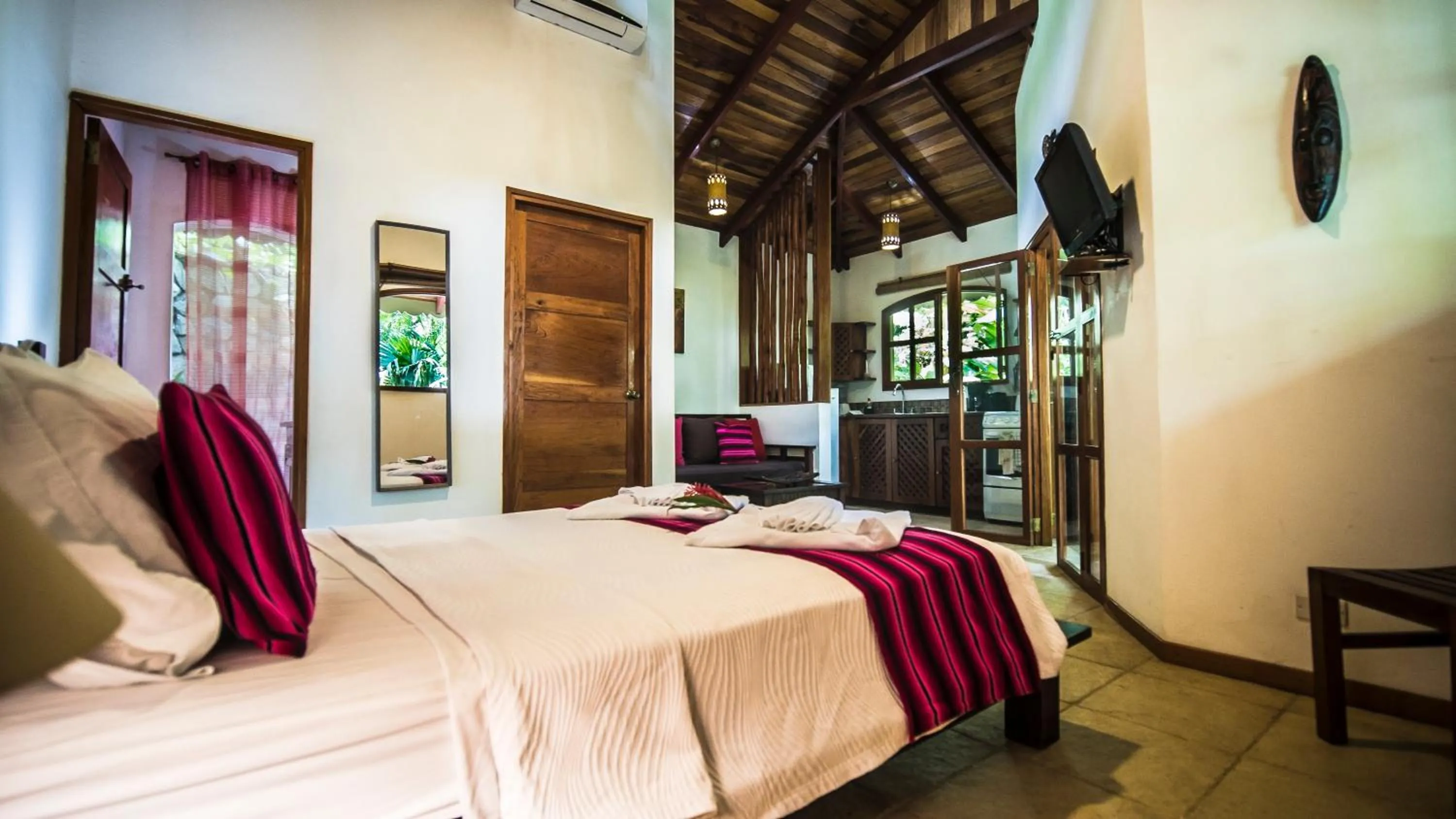 Photo of the whole room, Bed in Hotel El Pequeño Gecko Verde