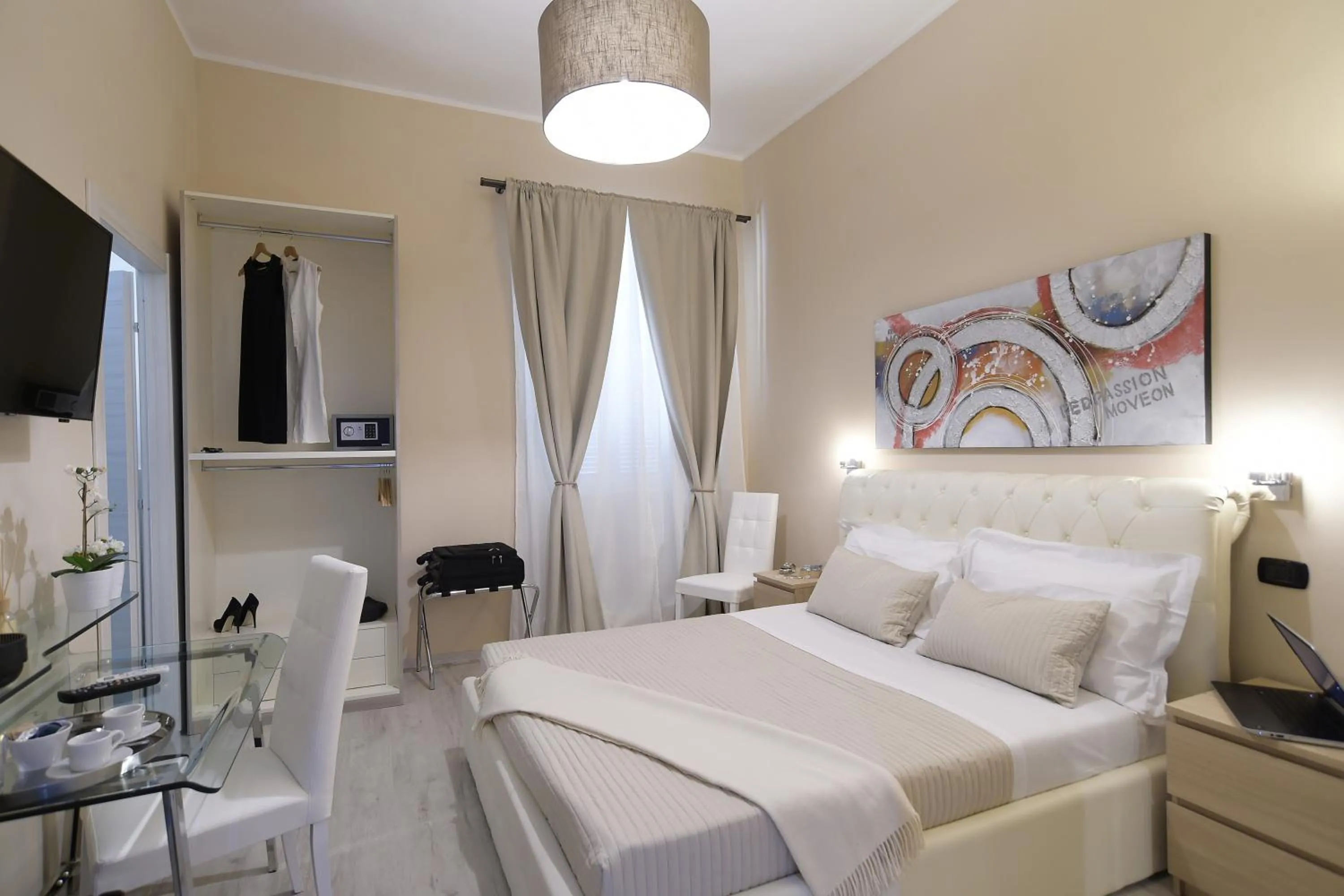 Photo of the whole room, Bed in Town House 57