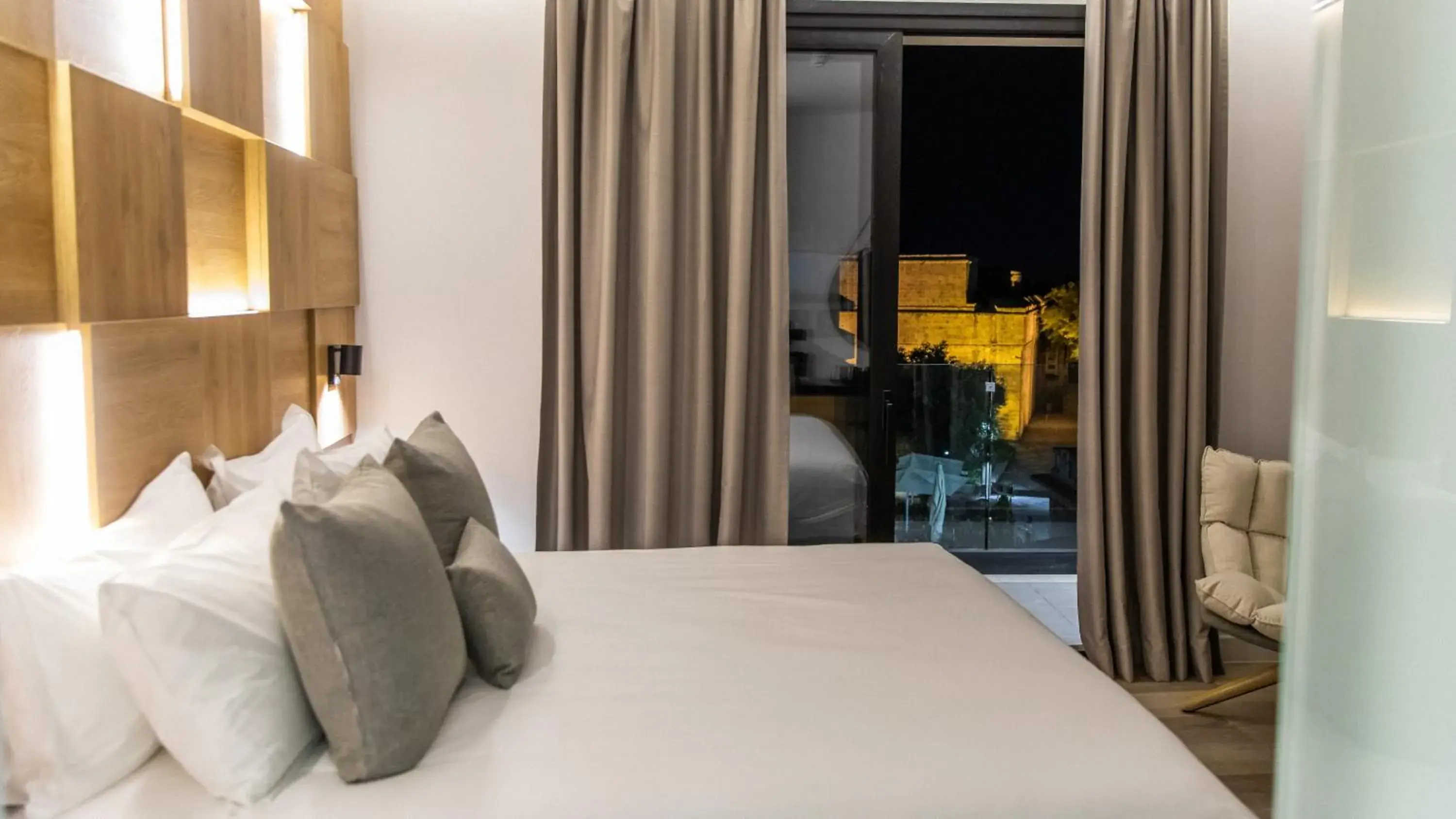 Castle View Room in Old Port Hotel Castle View Room in Old Port Hotel