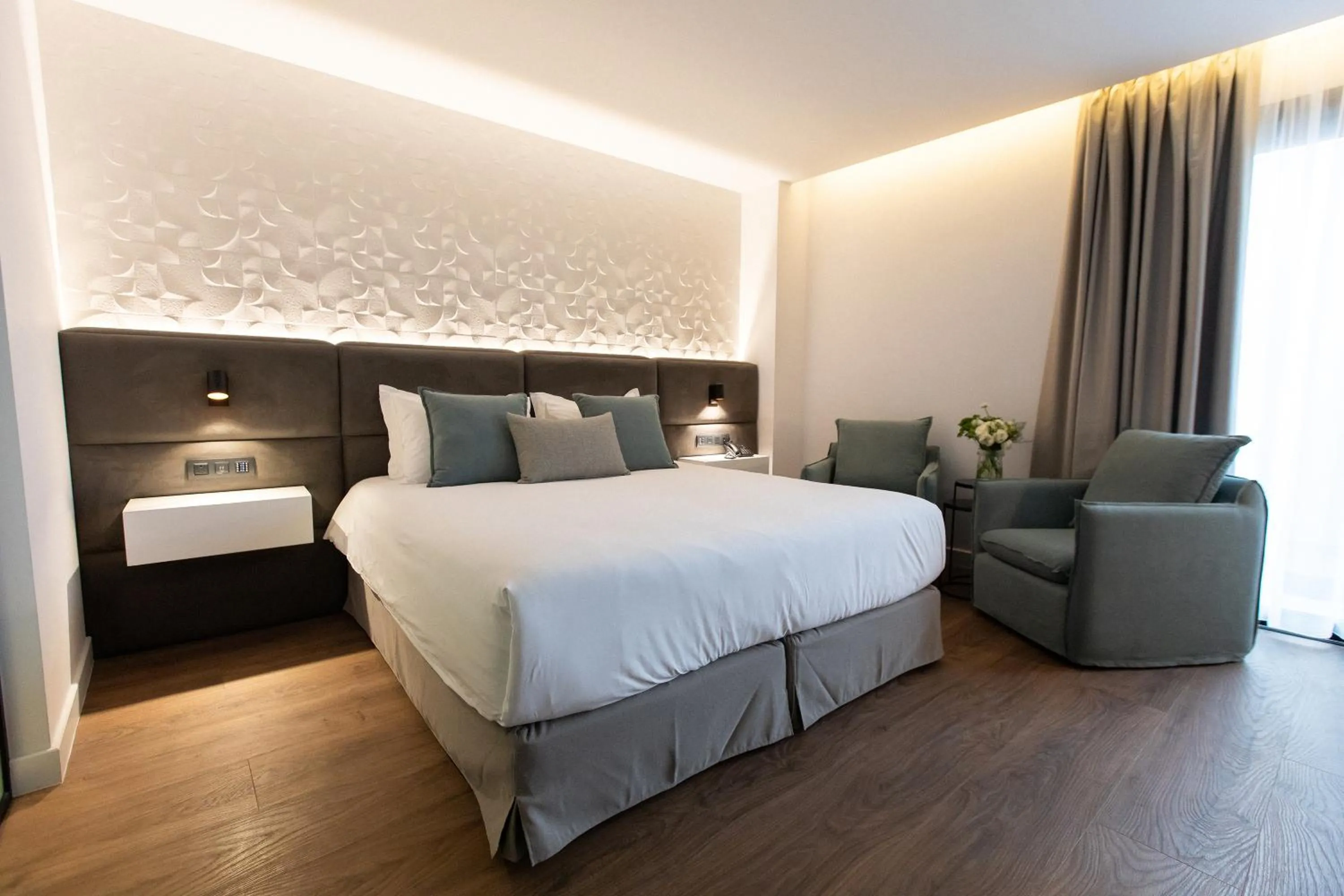 Bed in Old Port Hotel