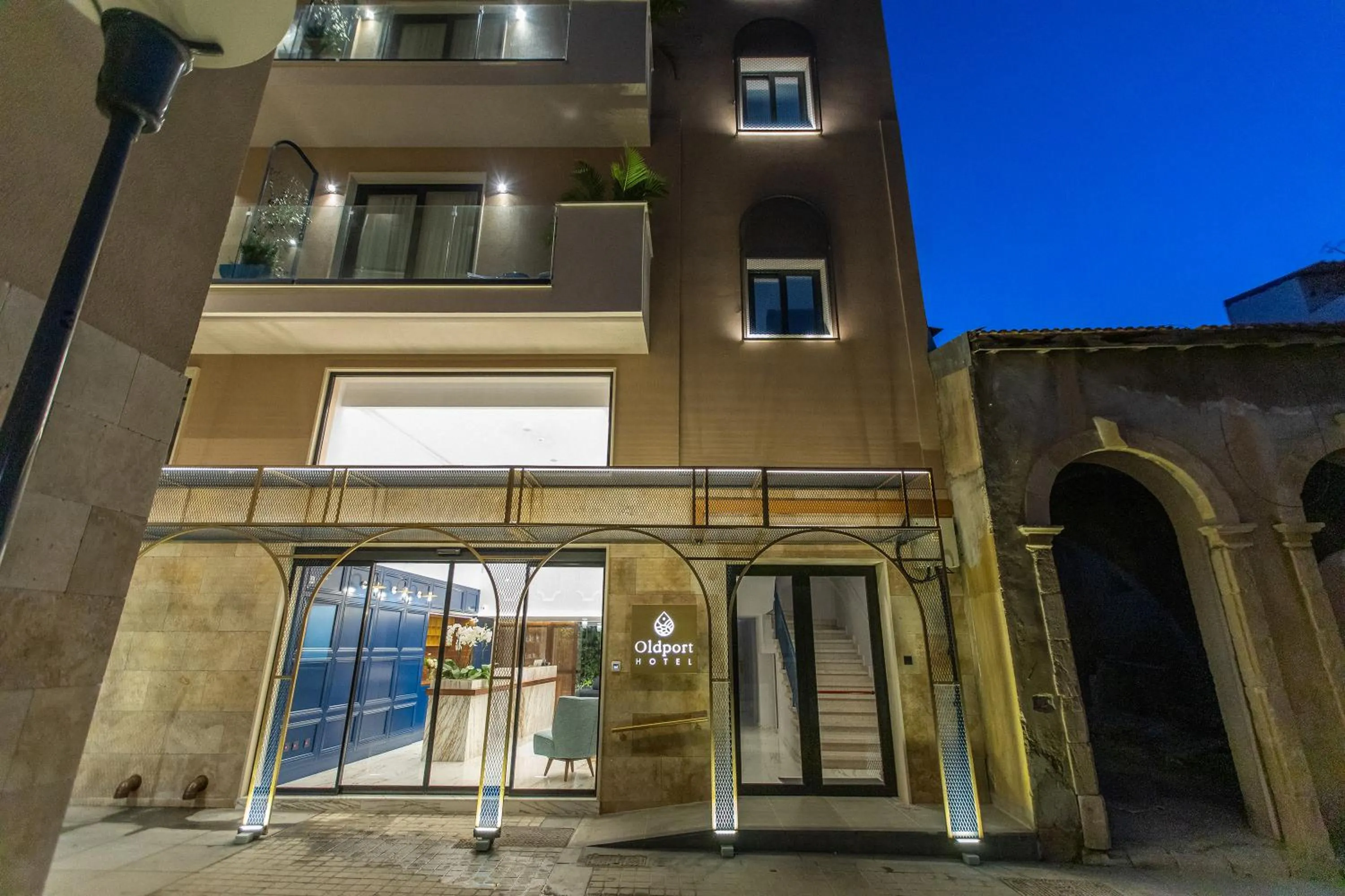 Facade/entrance in Old Port Hotel