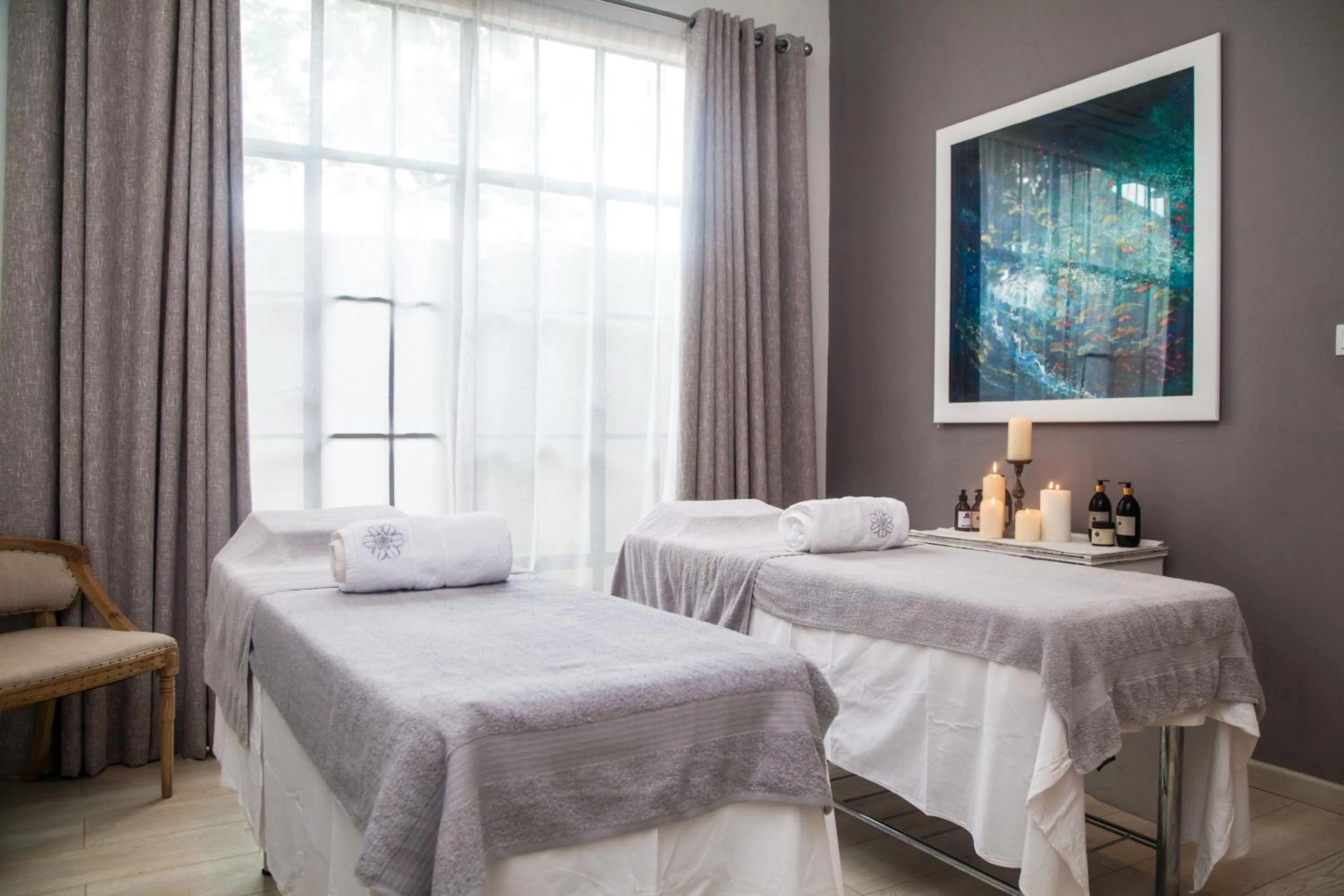 Massage, Bed in Latitude 15 Degrees