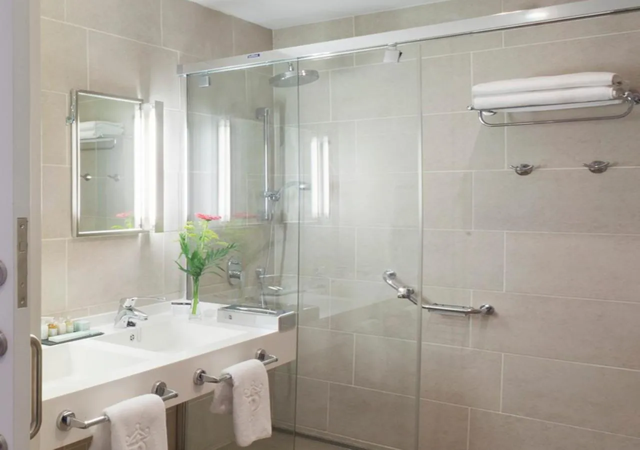 Bathroom in Parador de Albacete