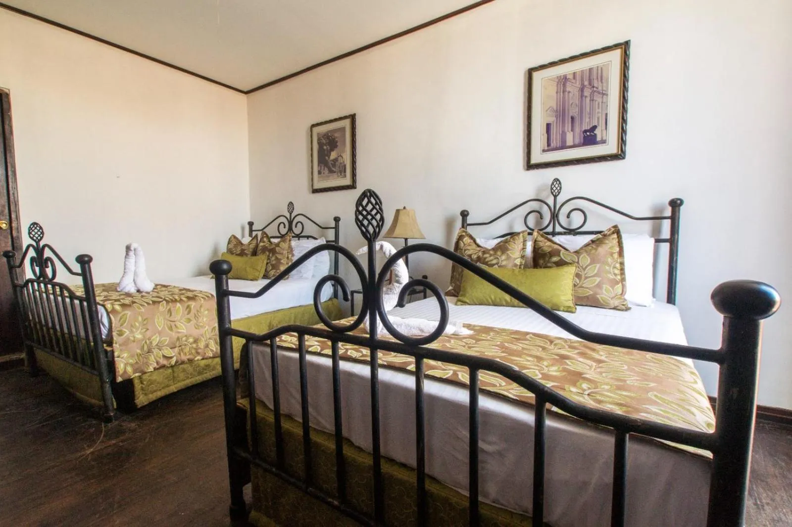 Bed in Hotel Los Balcones Leon