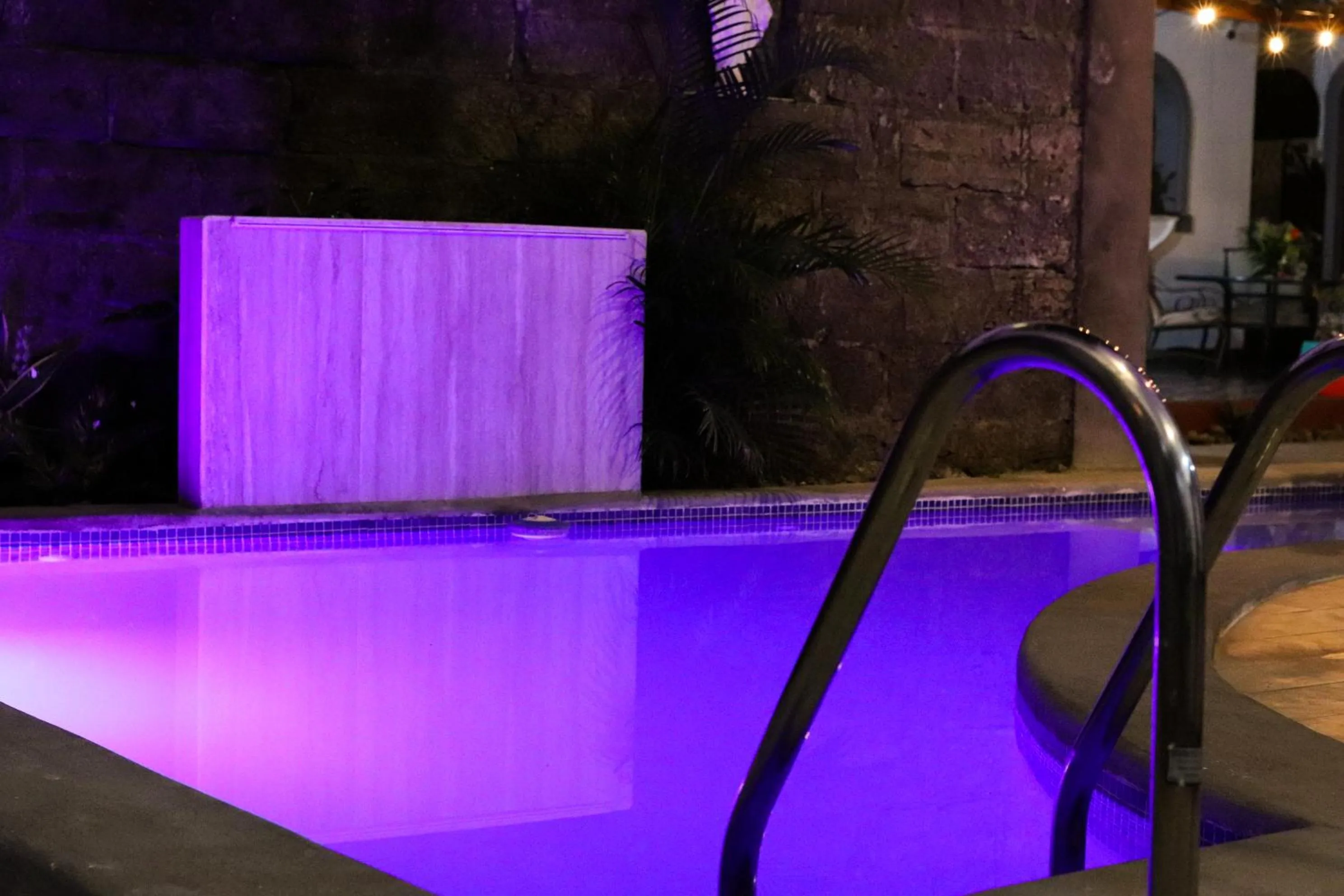 Property building in Hotel Los Balcones Leon