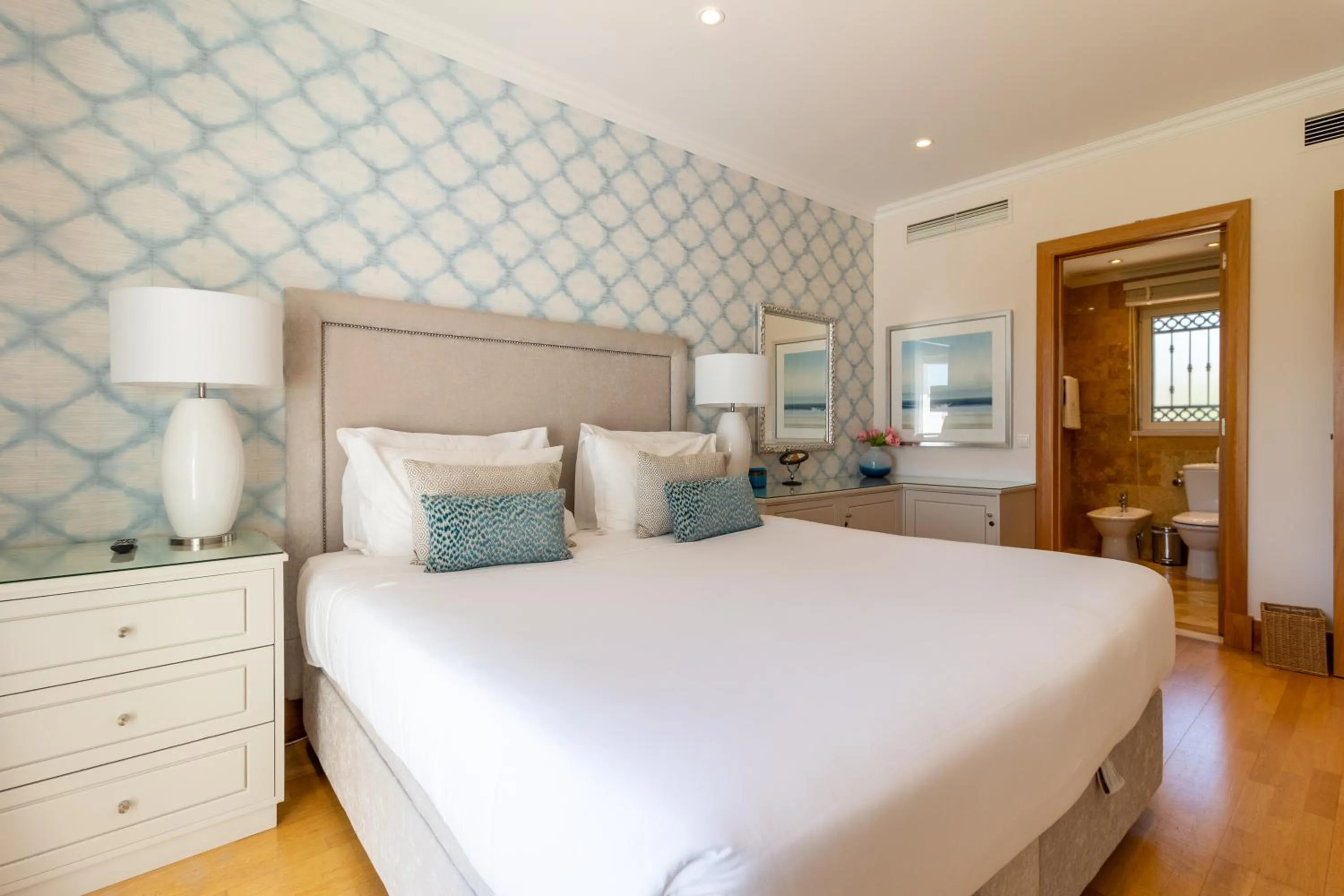 Bedroom, Bed in Dunas Douradas Beach Club