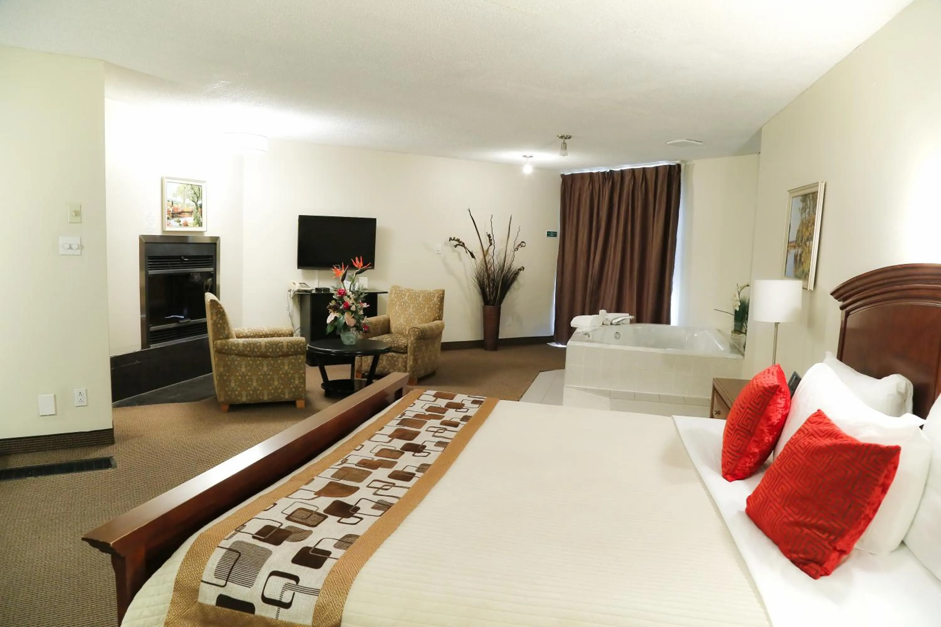 Bed in Excelsior Hôtel Spa Sainte-Adèle