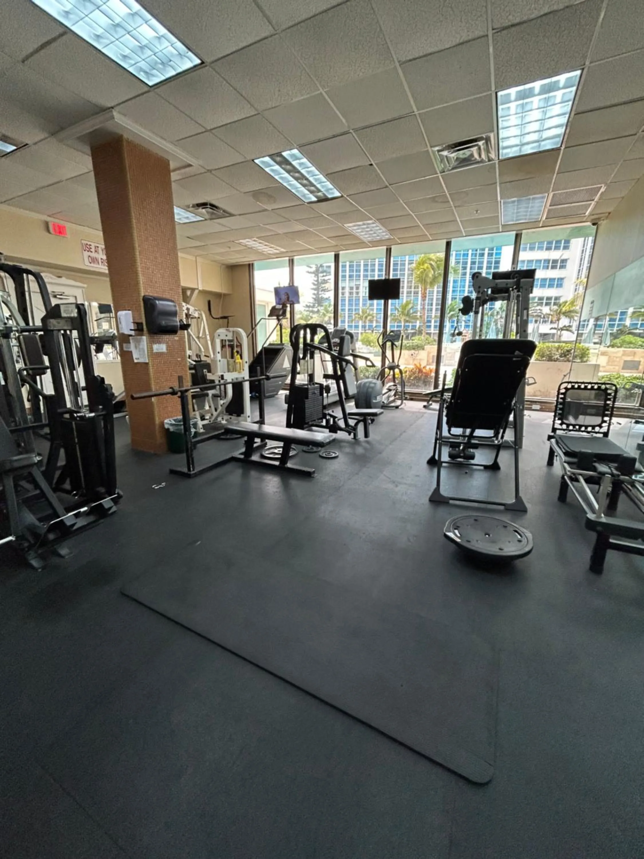Fitness centre/facilities in Seacoast Suites on Miami Beach