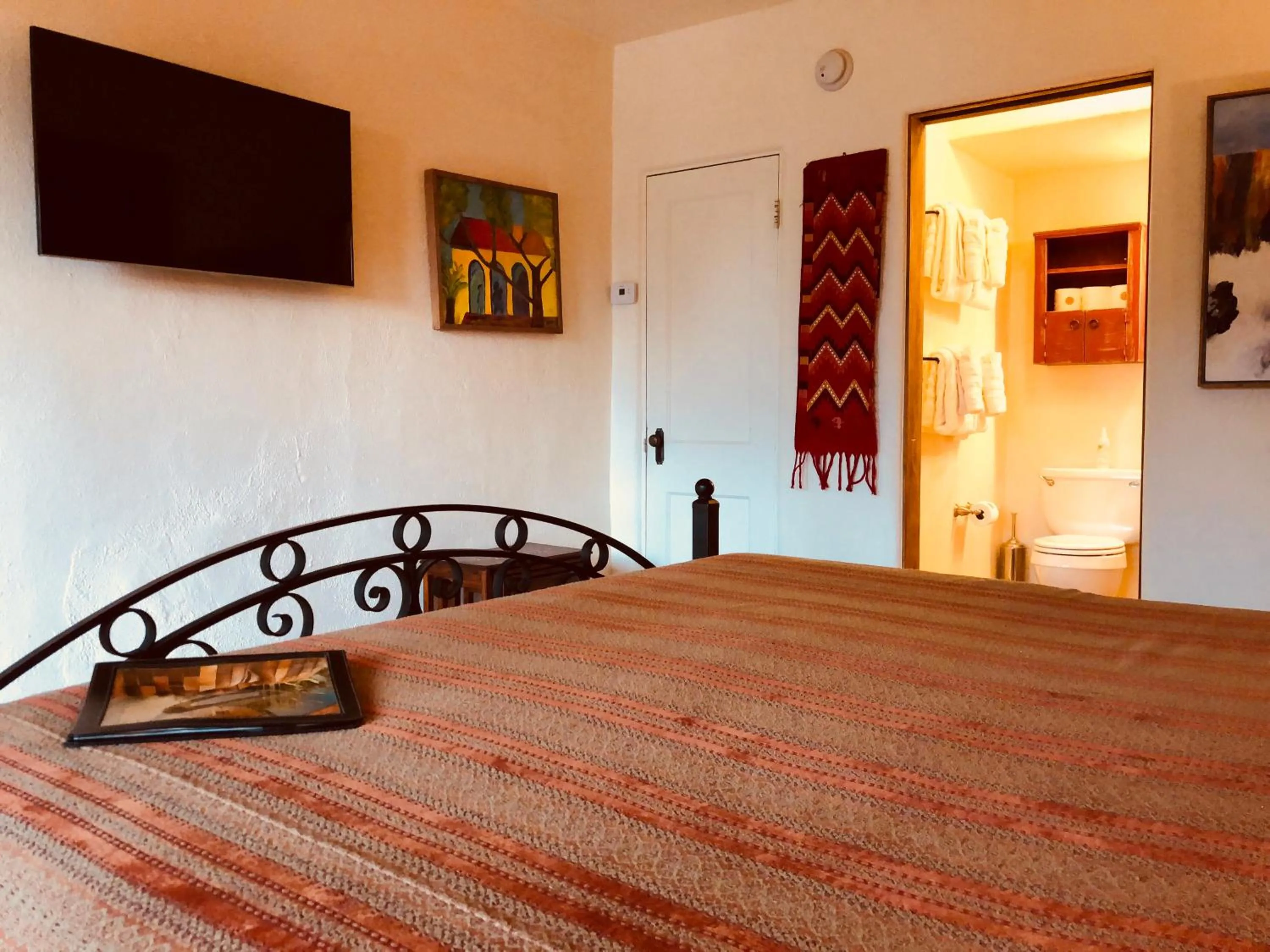 Bed in Santa Fe Bed & Breakfast