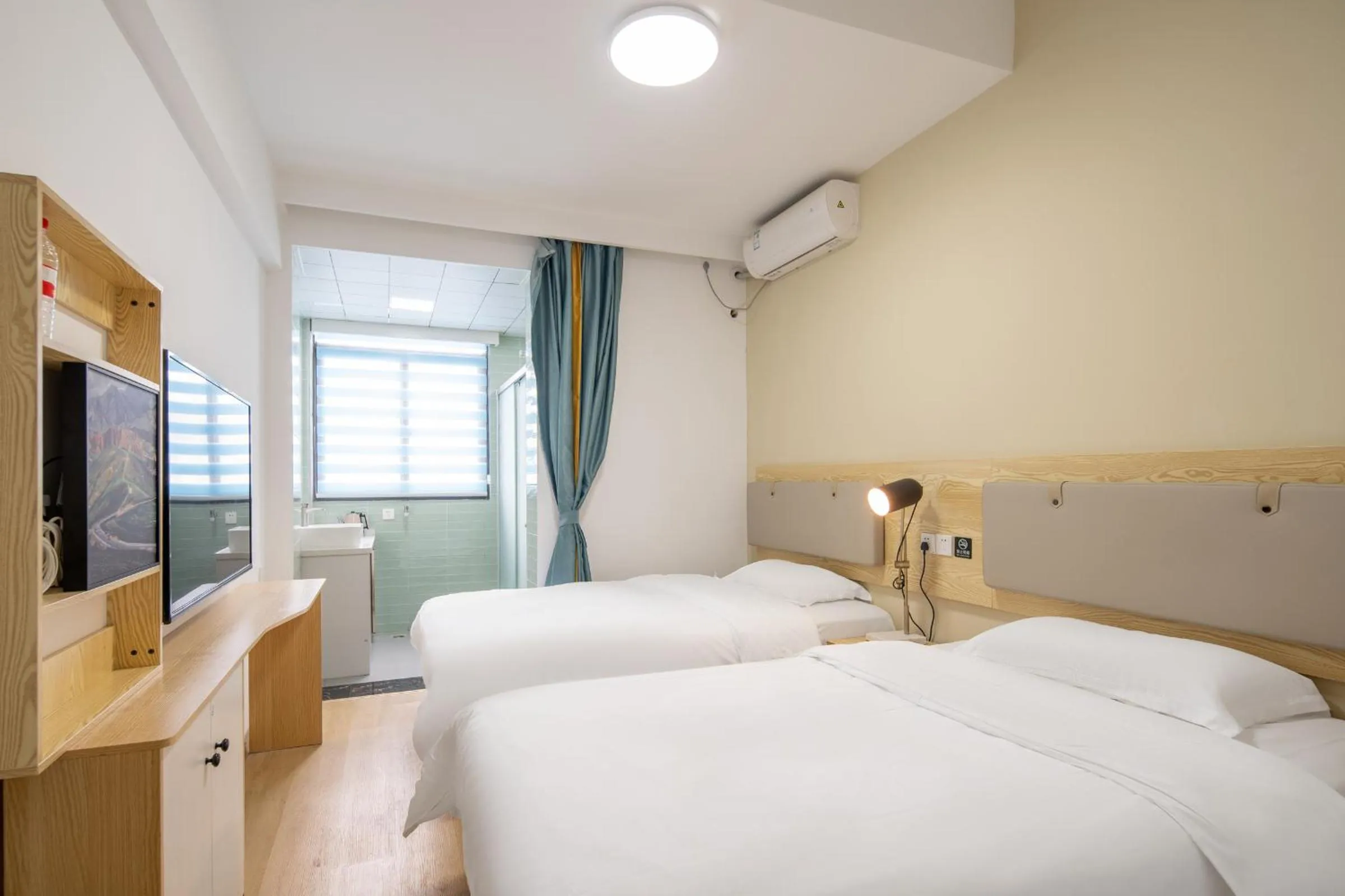 Bed in Sucha Hotel Xiamen Gaoqi International Airport