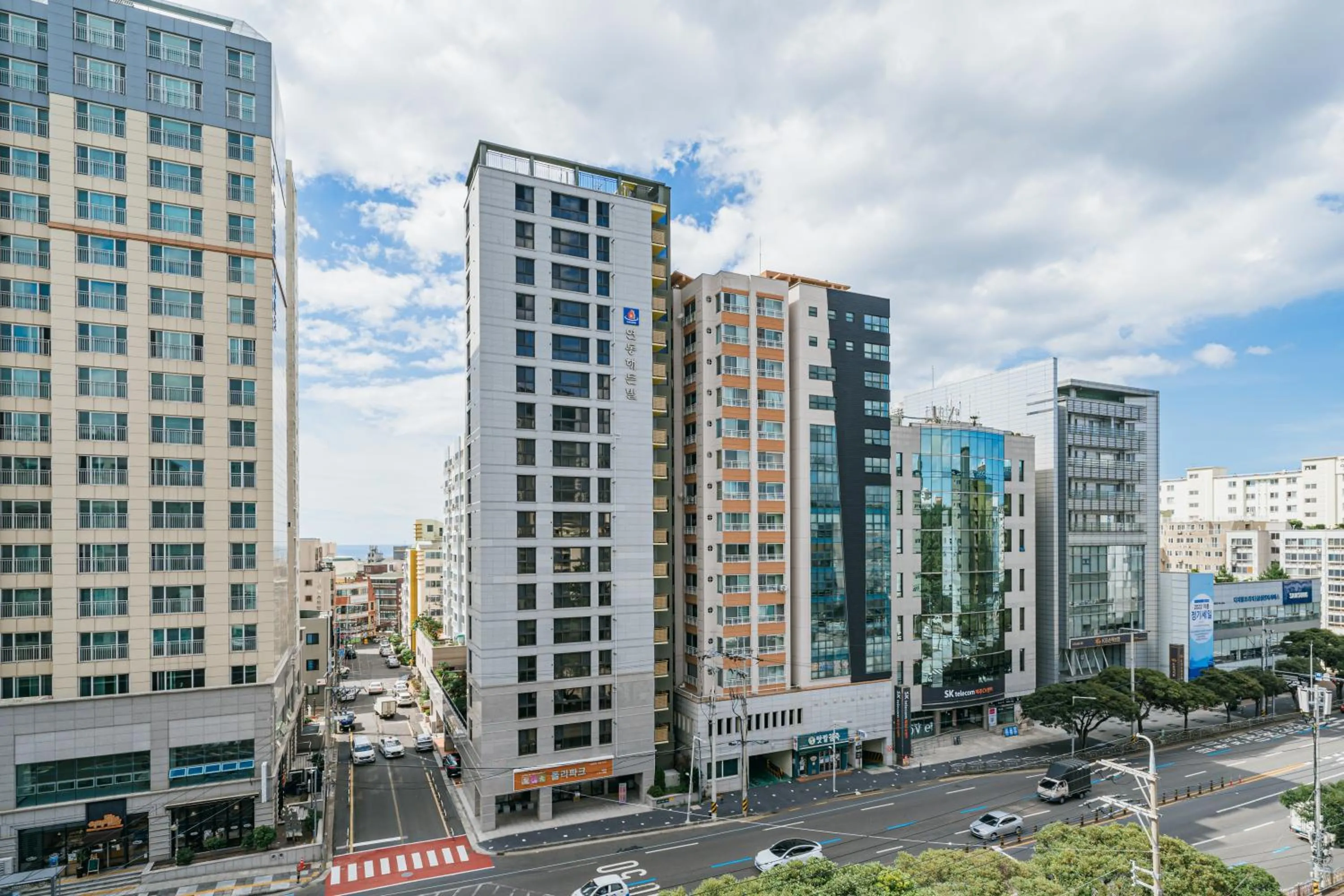 Street view in Samhaein Hotel