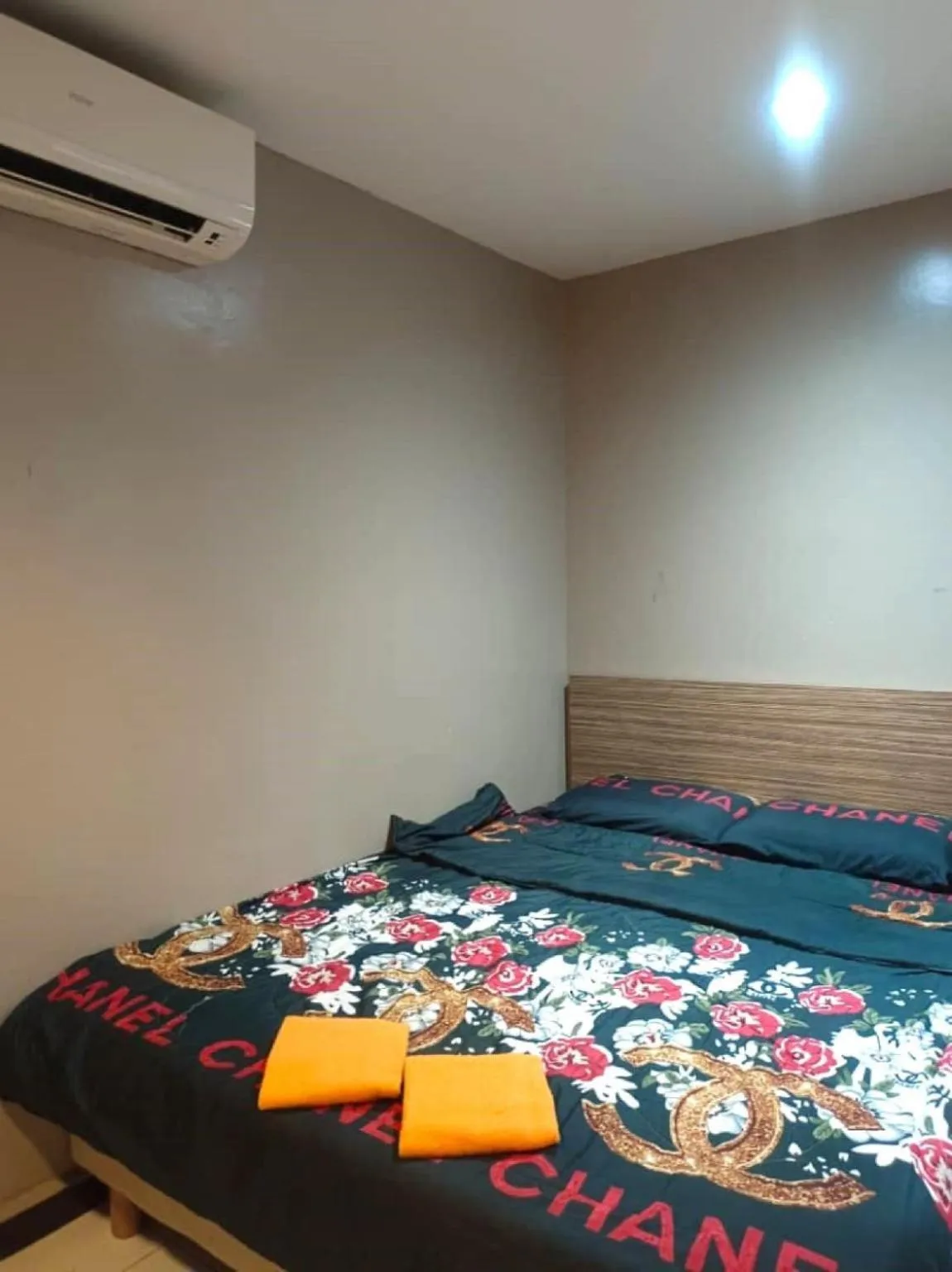 Bed in KL2F Empire Hotel & Apartment