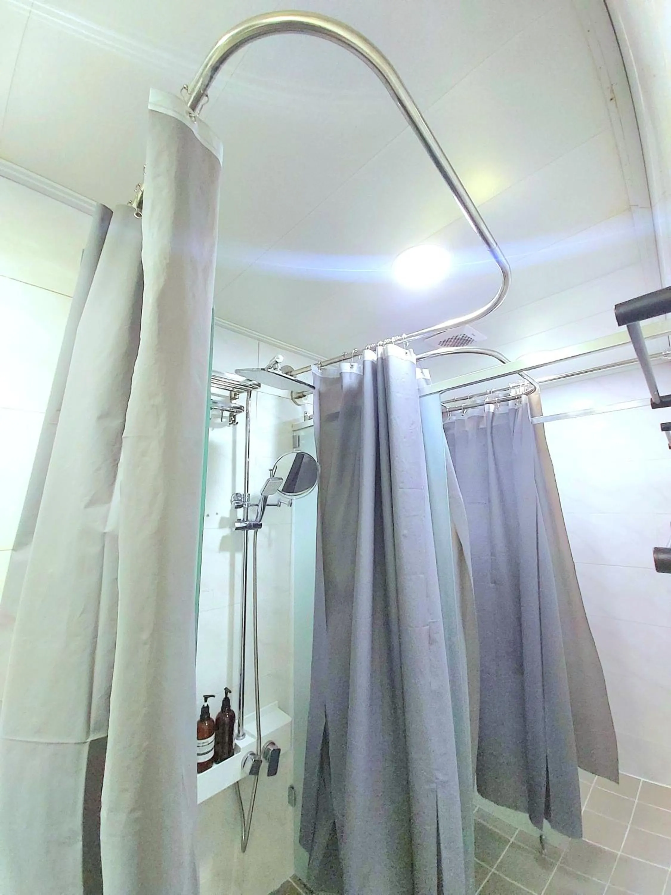 Bathroom in Blue Boat Hostel Myeongdong