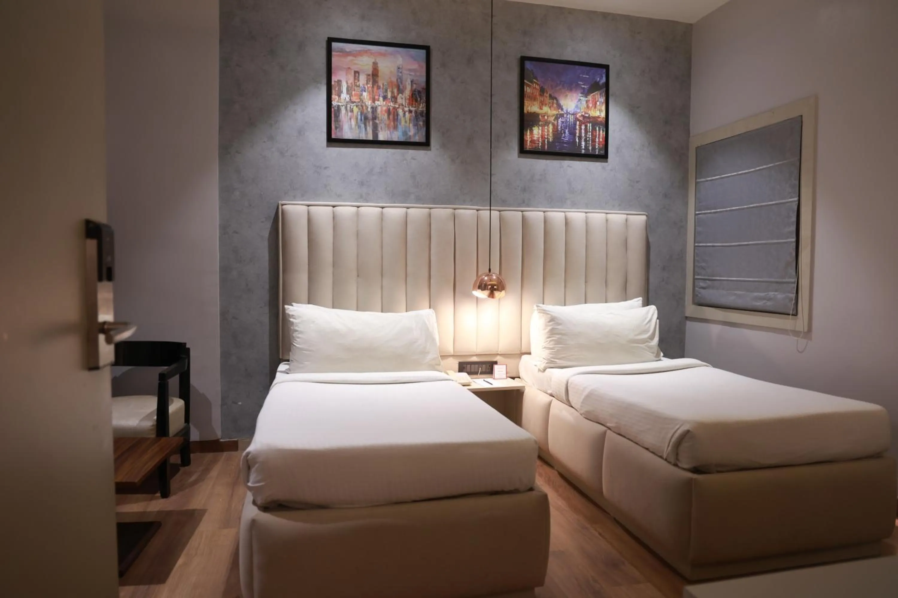 Bed in Sapna Clarks Inn Lucknow