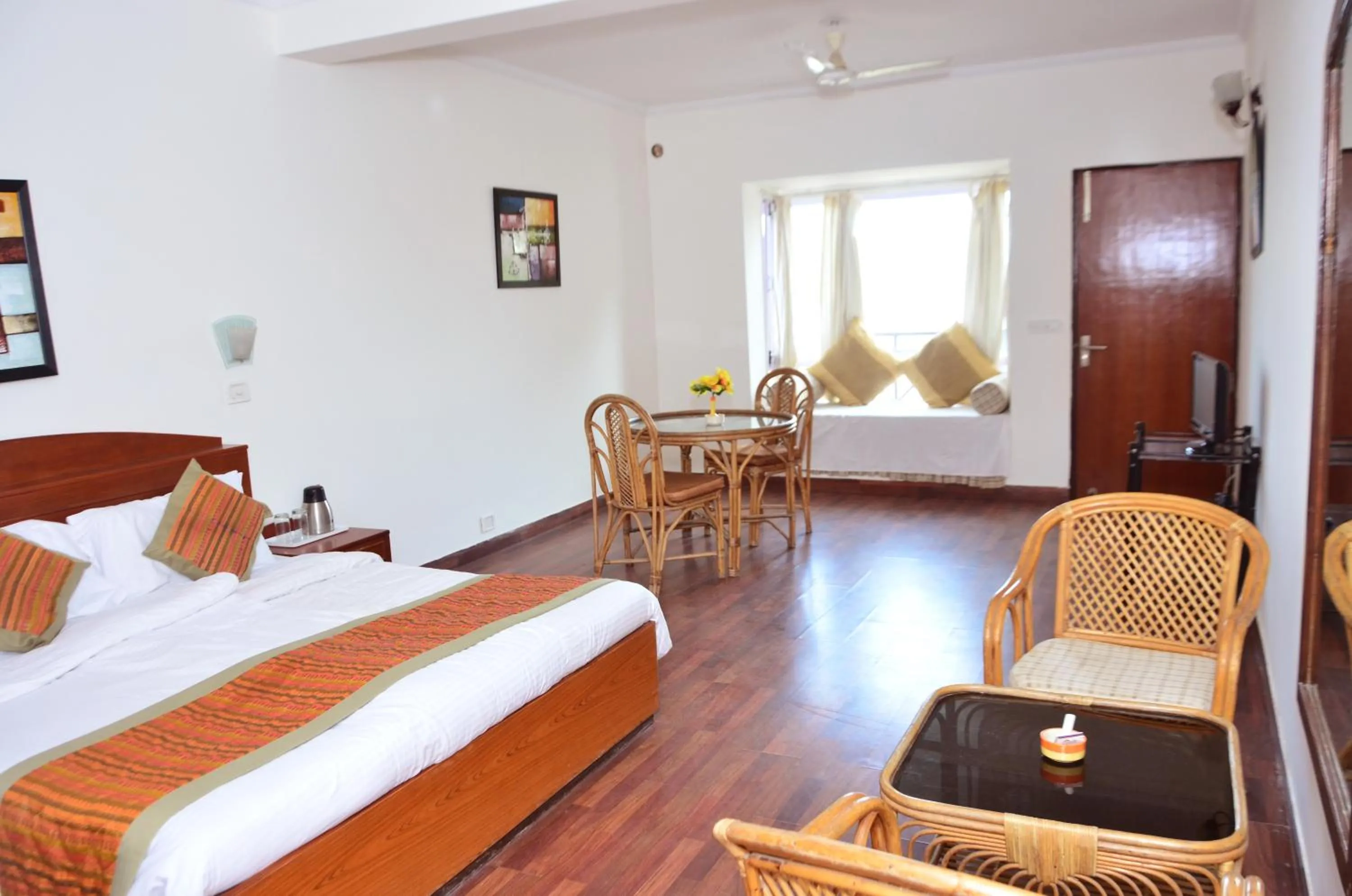 Photo of the whole room, Bed in Woodsvilla Residency Ranikhet