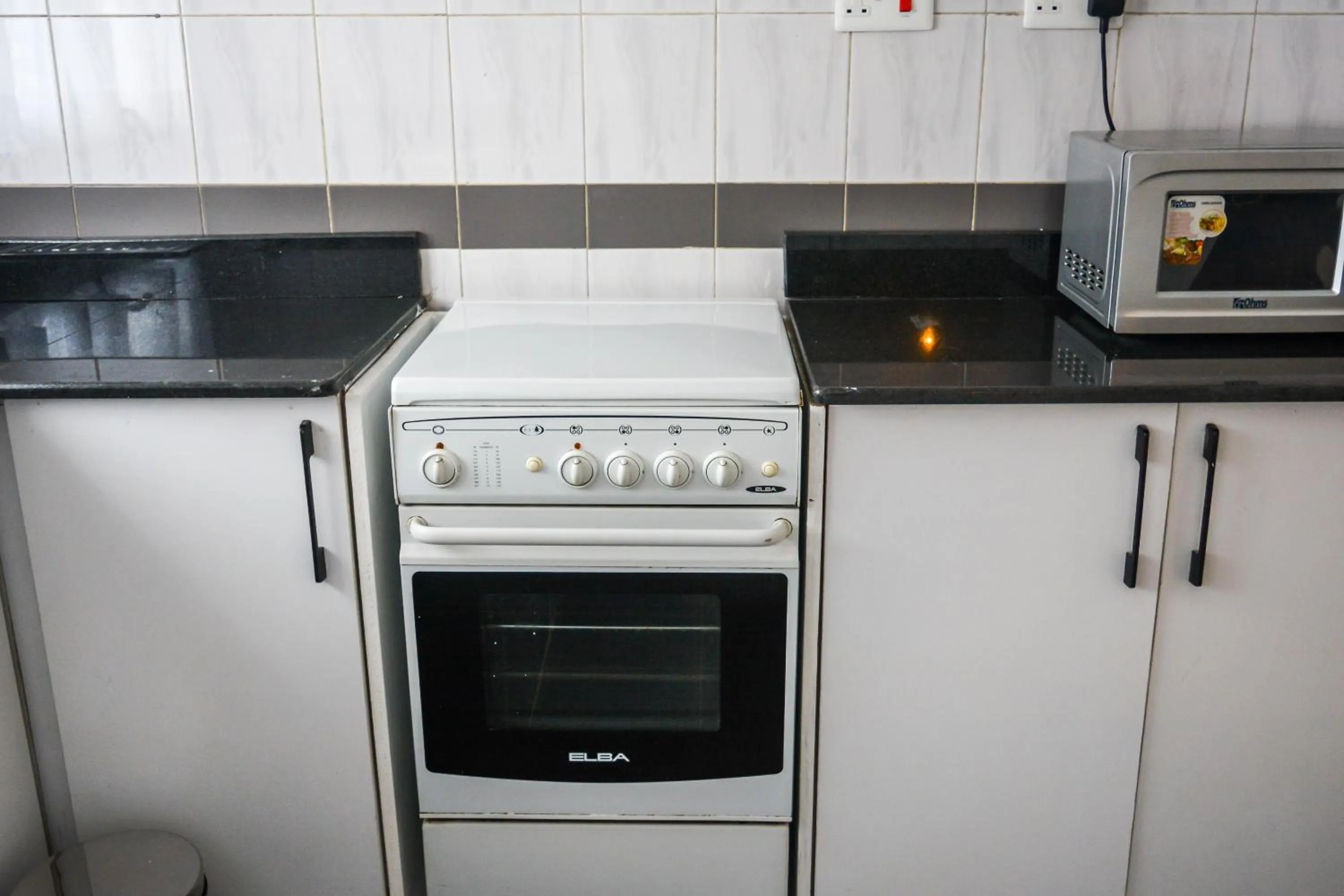Kitchen or kitchenette in Brickwood Apartments