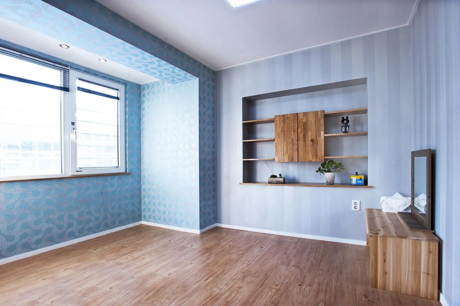 Day in Myeongdong Ecohouse