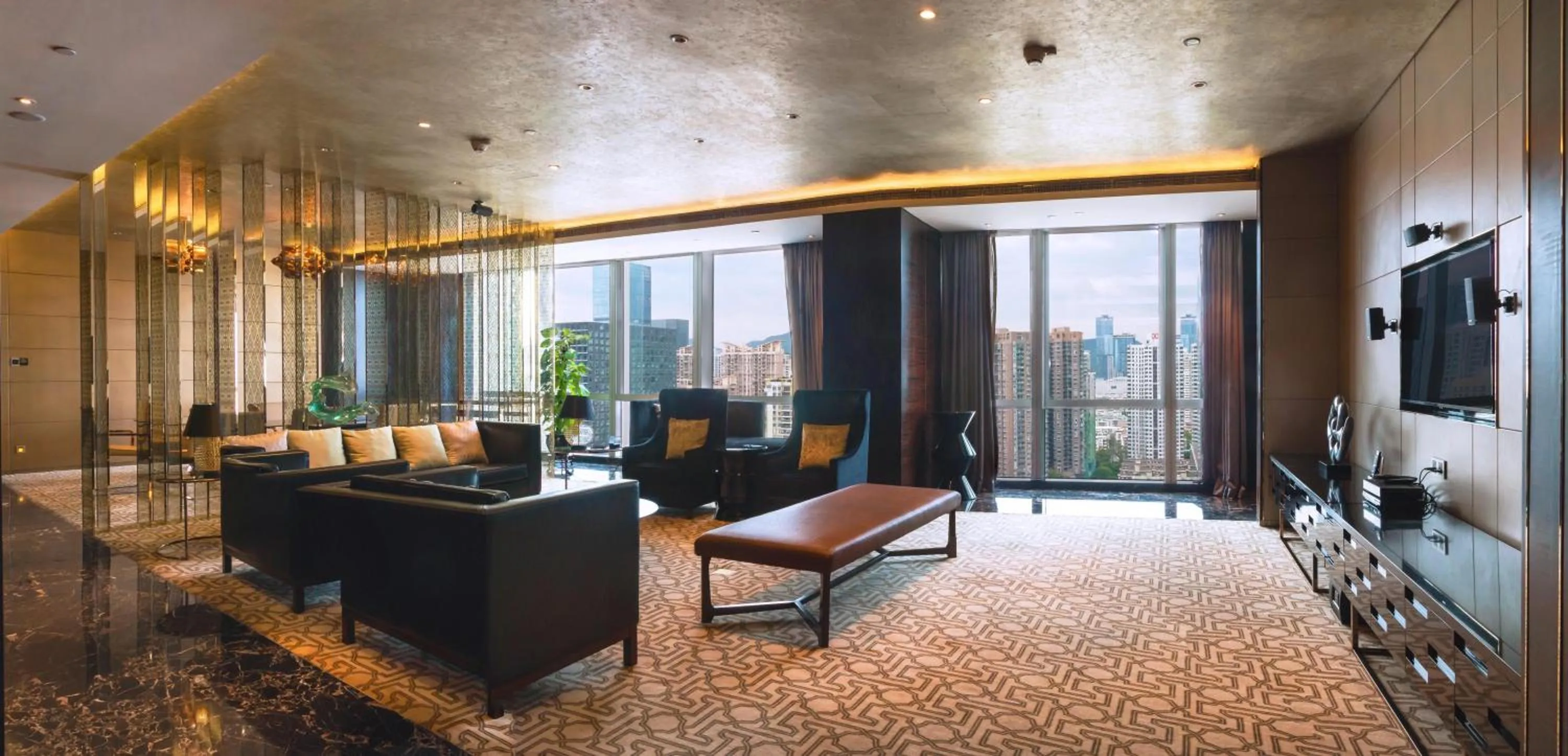 Living room in Hilton Shenzhen Futian