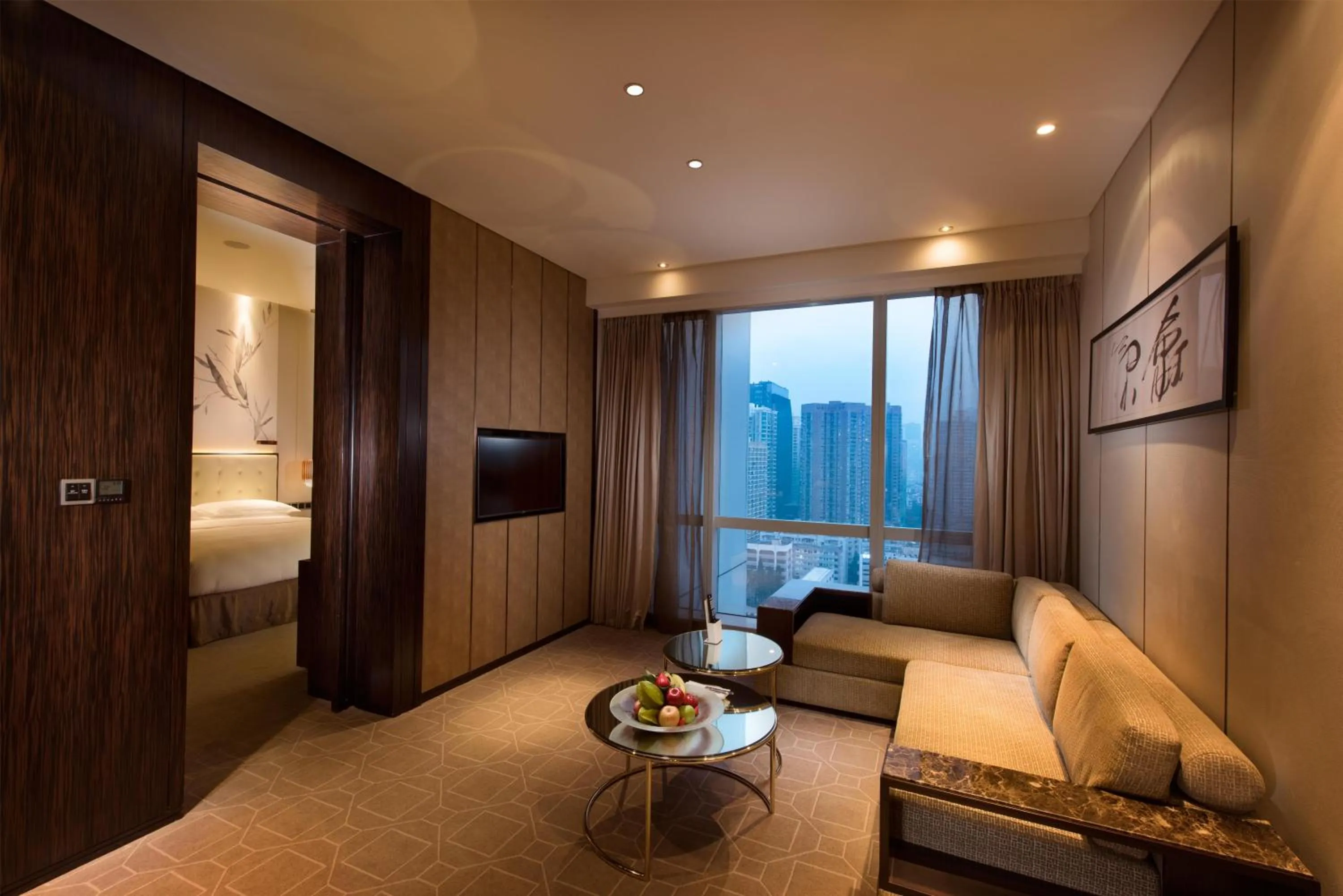 Bedroom, Bed in Hilton Shenzhen Futian