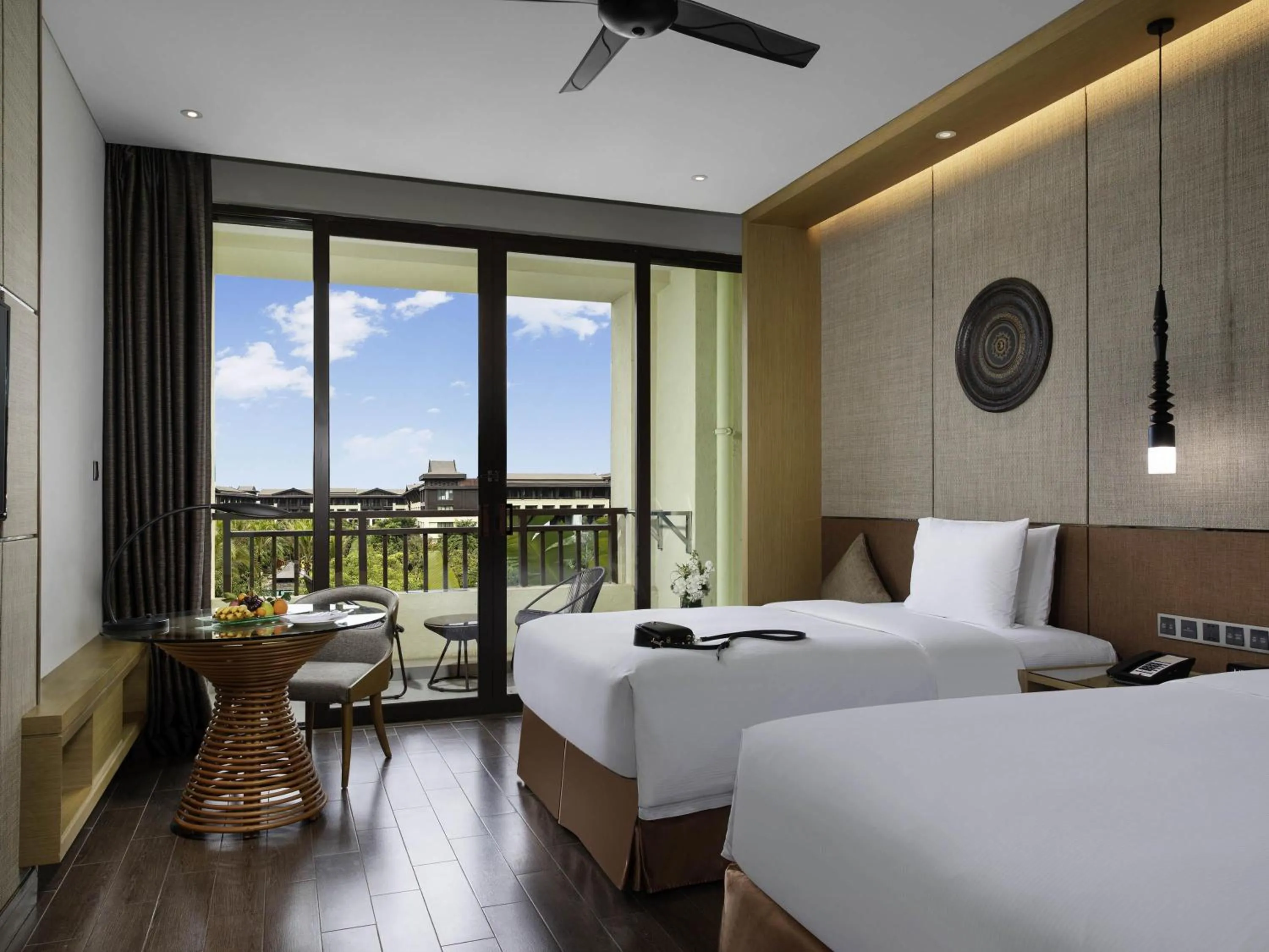 Bedroom, Bed in Pullman Resort Xishuangbanna