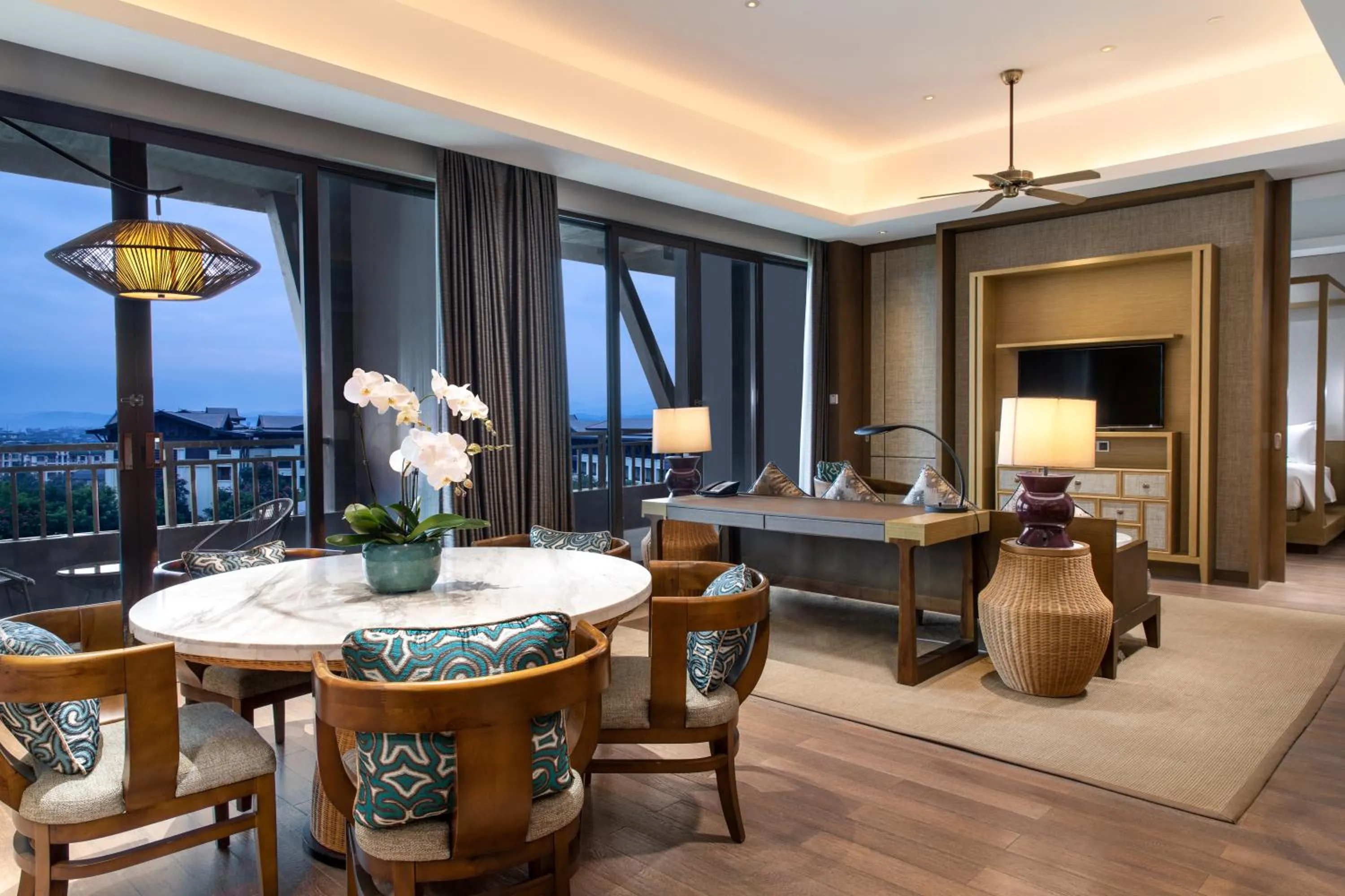 Living room in Pullman Resort Xishuangbanna