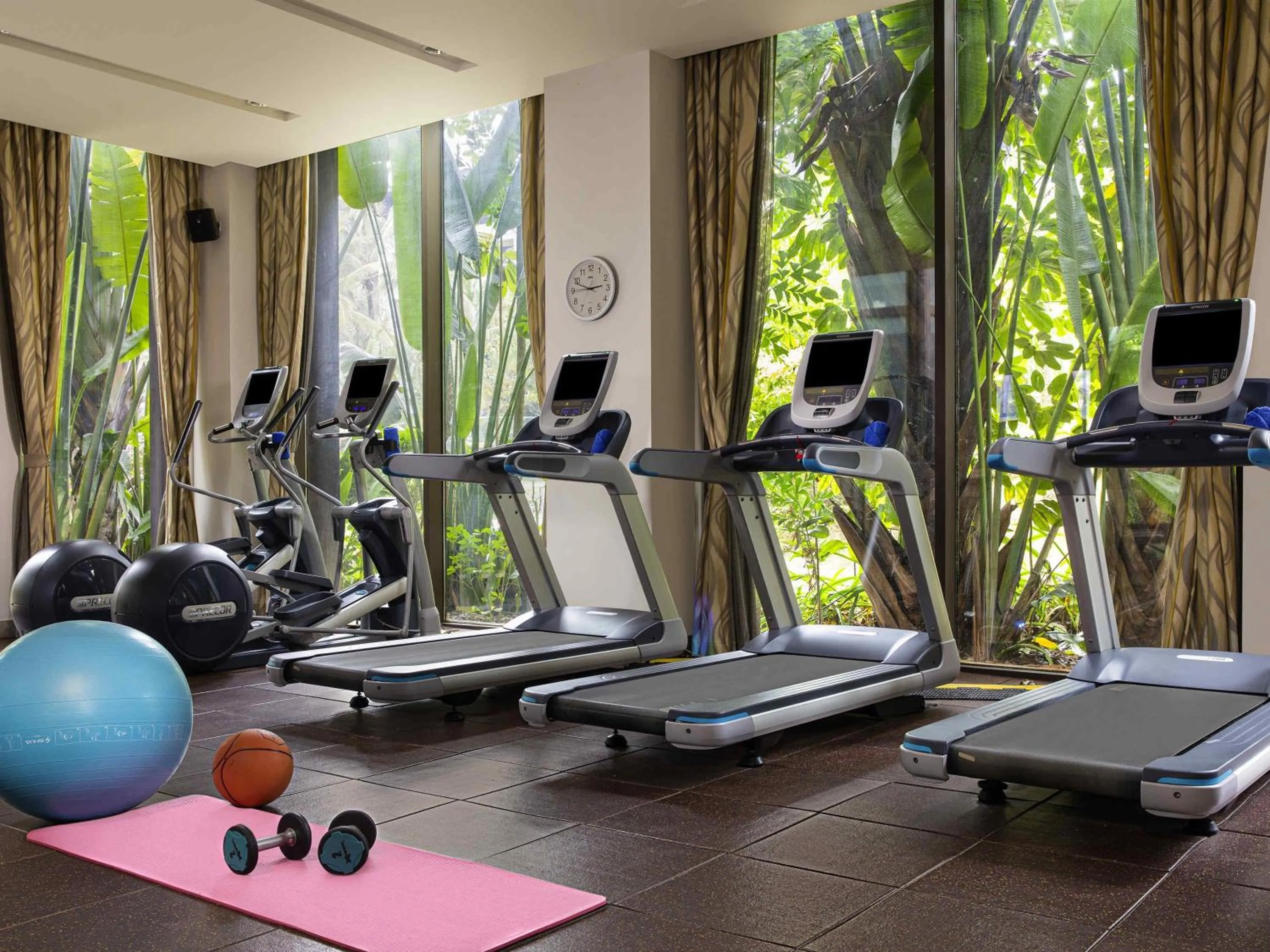 Fitness centre/facilities in Pullman Resort Xishuangbanna