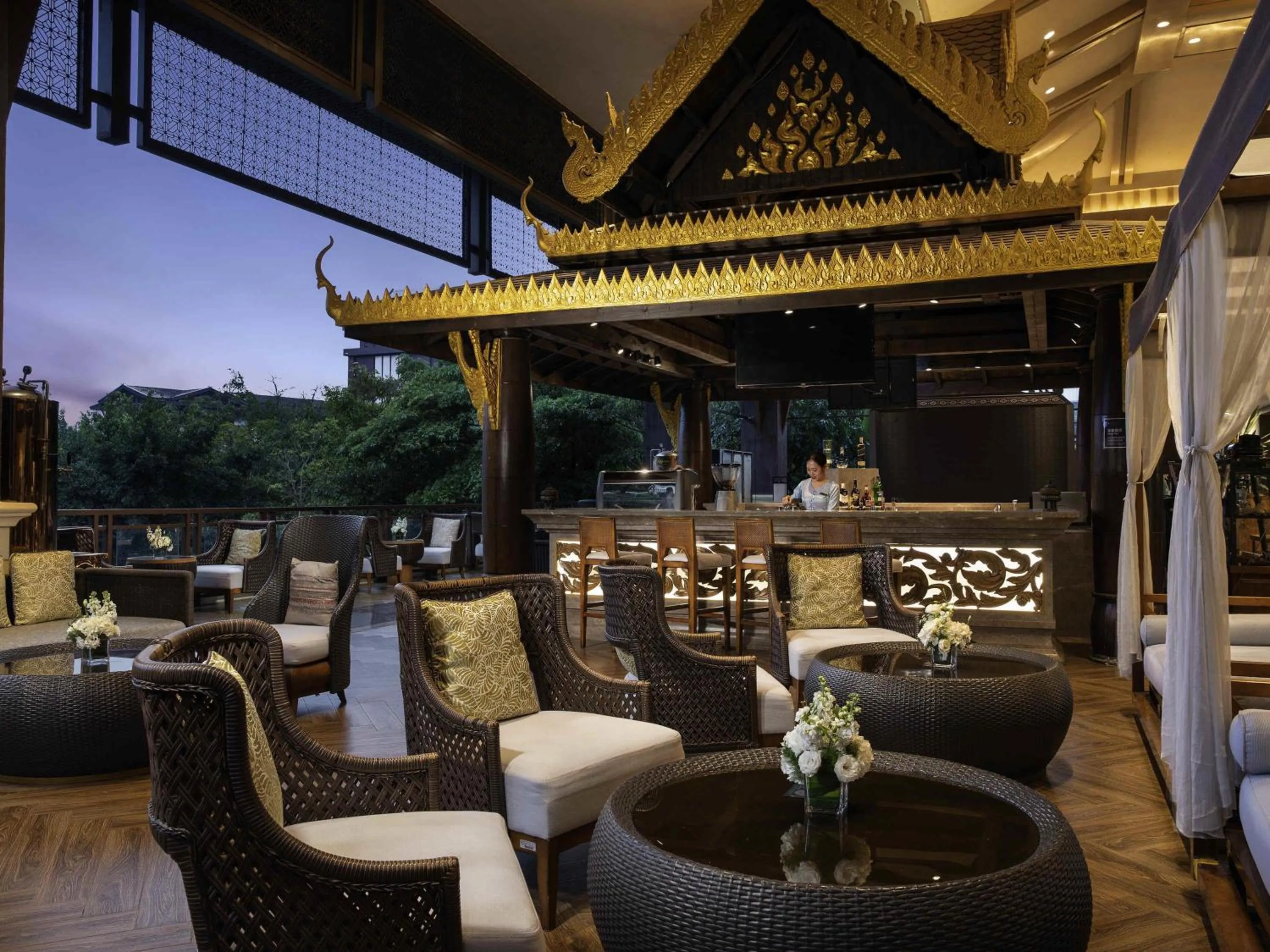 Lounge or bar in Pullman Resort Xishuangbanna